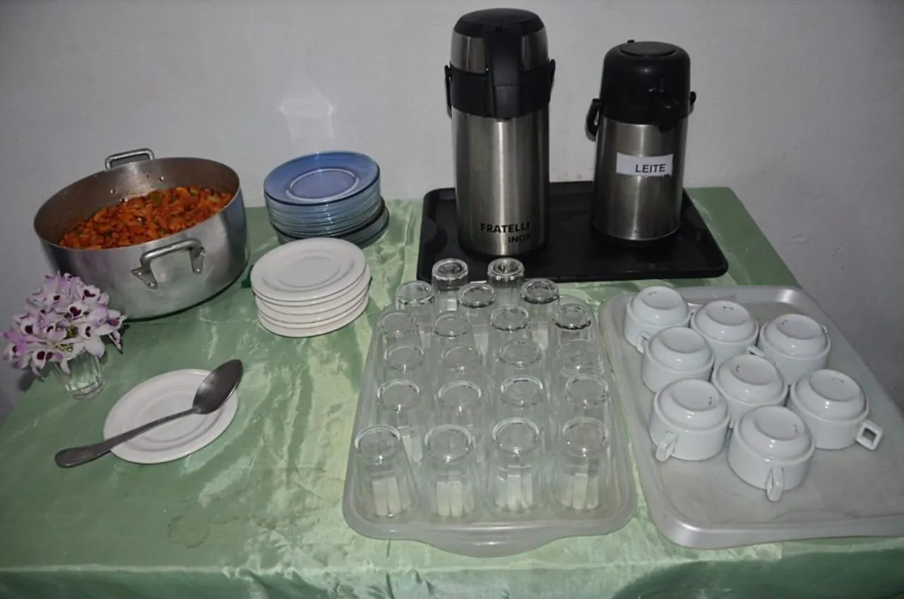 Breakfast in Hotel Estação Norte - Fácil acesso ao Imbel e o distrito industrial e colégio Militar - By Up Hotel