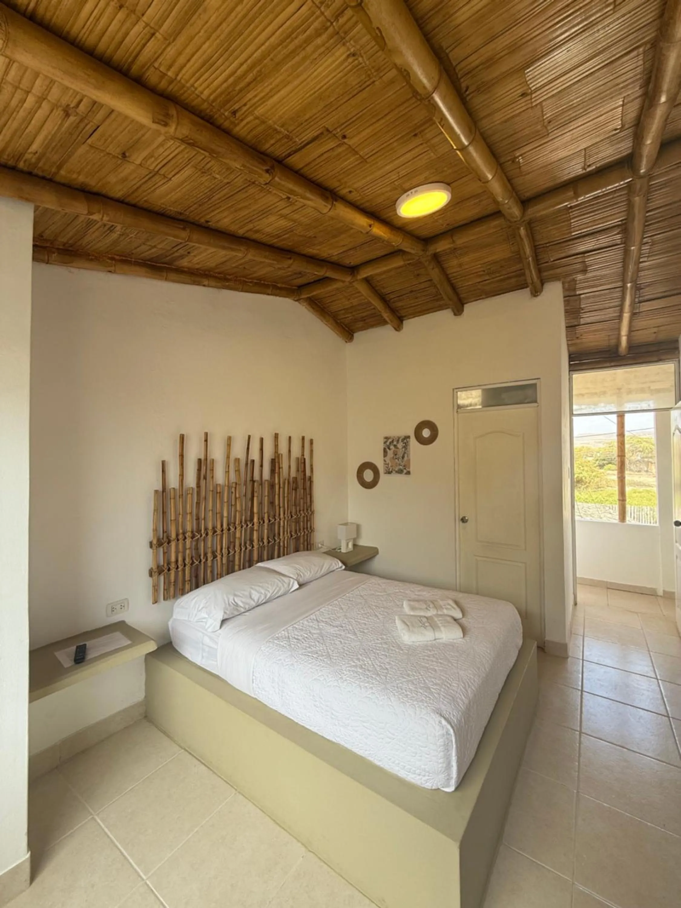 Bed in Hotel Puerto Antiguo