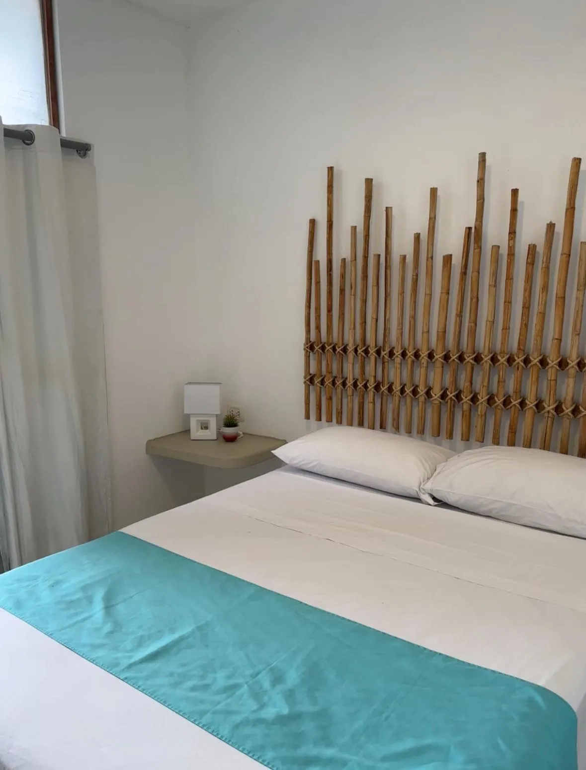 Bedroom, Bed in Hotel Puerto Antiguo