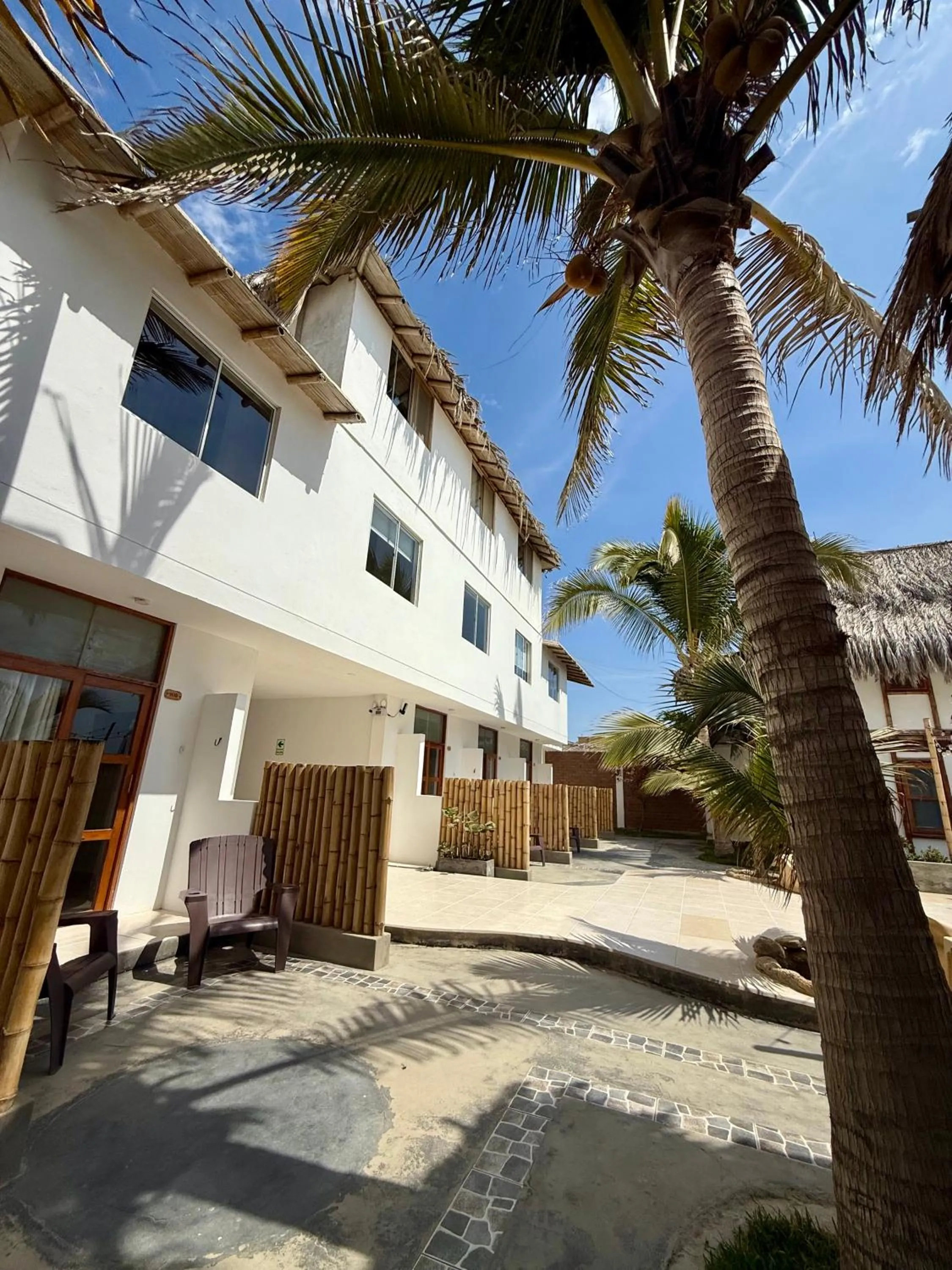 Property building in Hotel Puerto Antiguo