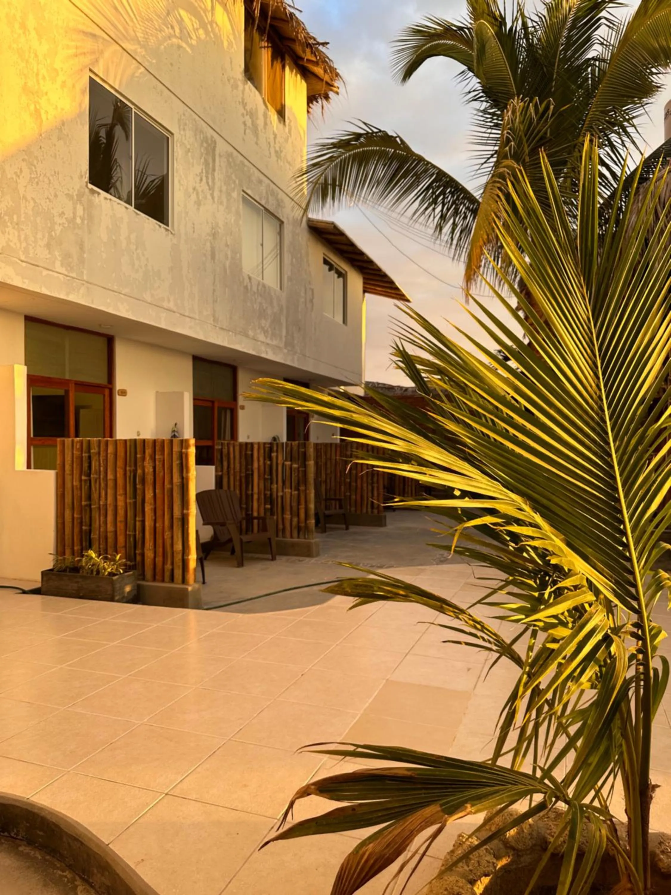 Patio in Hotel Puerto Antiguo