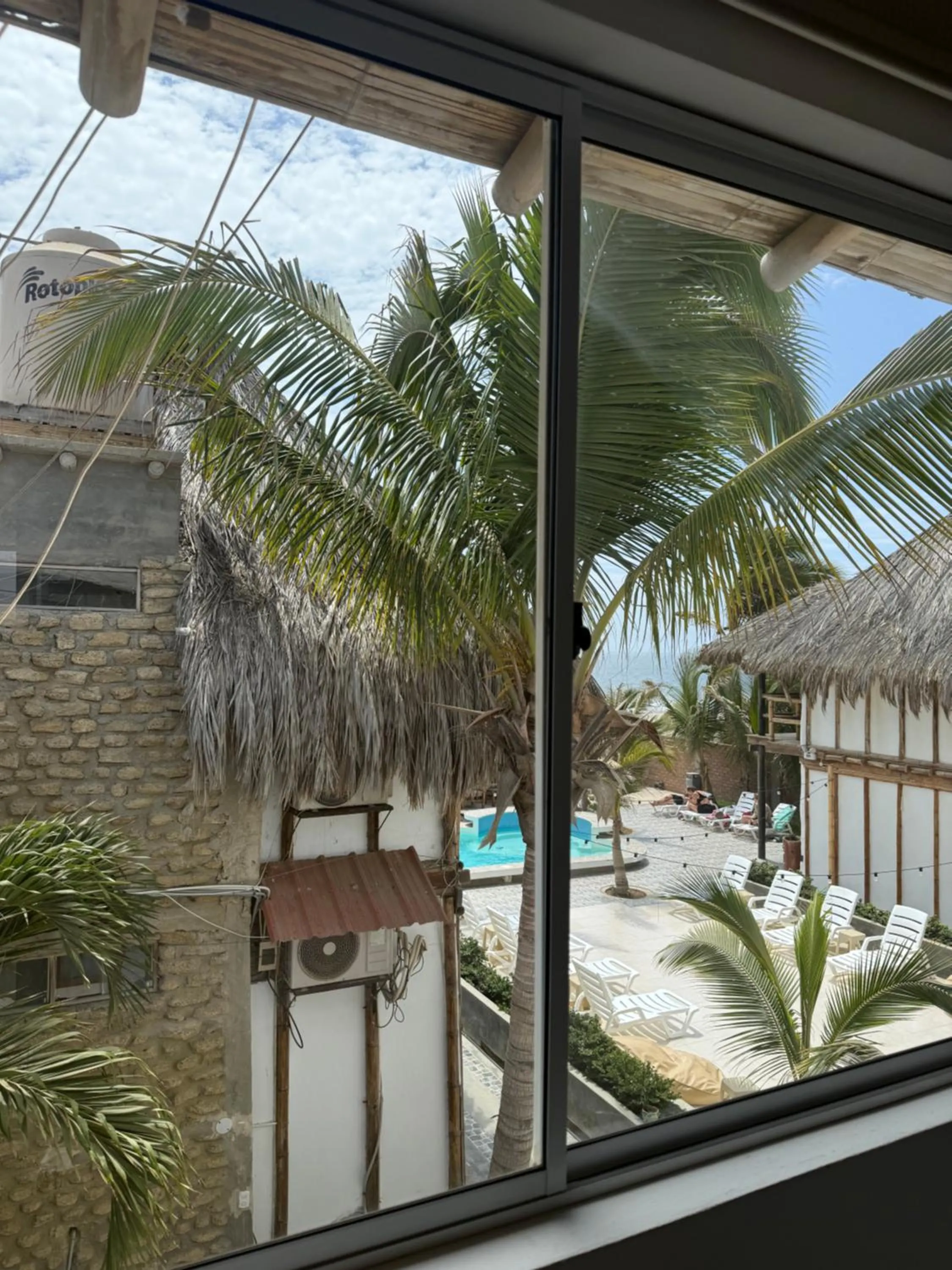 Patio in Hotel Puerto Antiguo