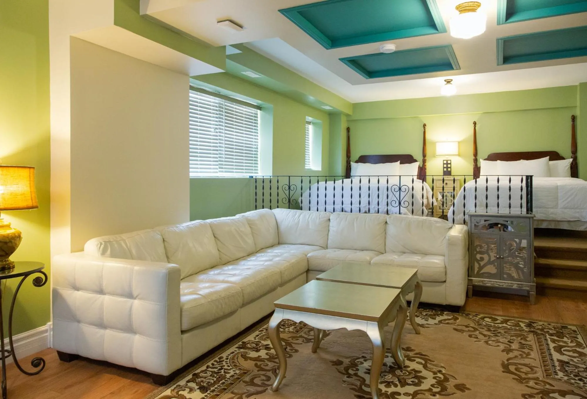 Bedroom, Bed in Grant Hall Hotel