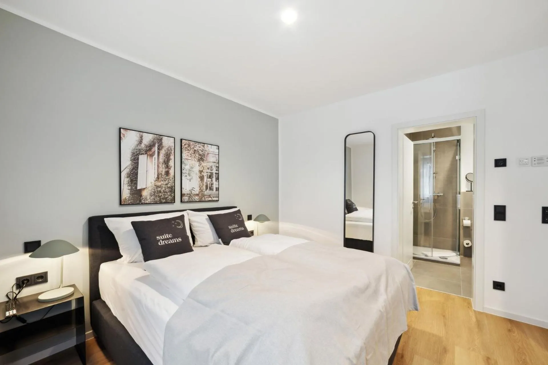 Bed in Limehome Nuremberg Celtisplatz