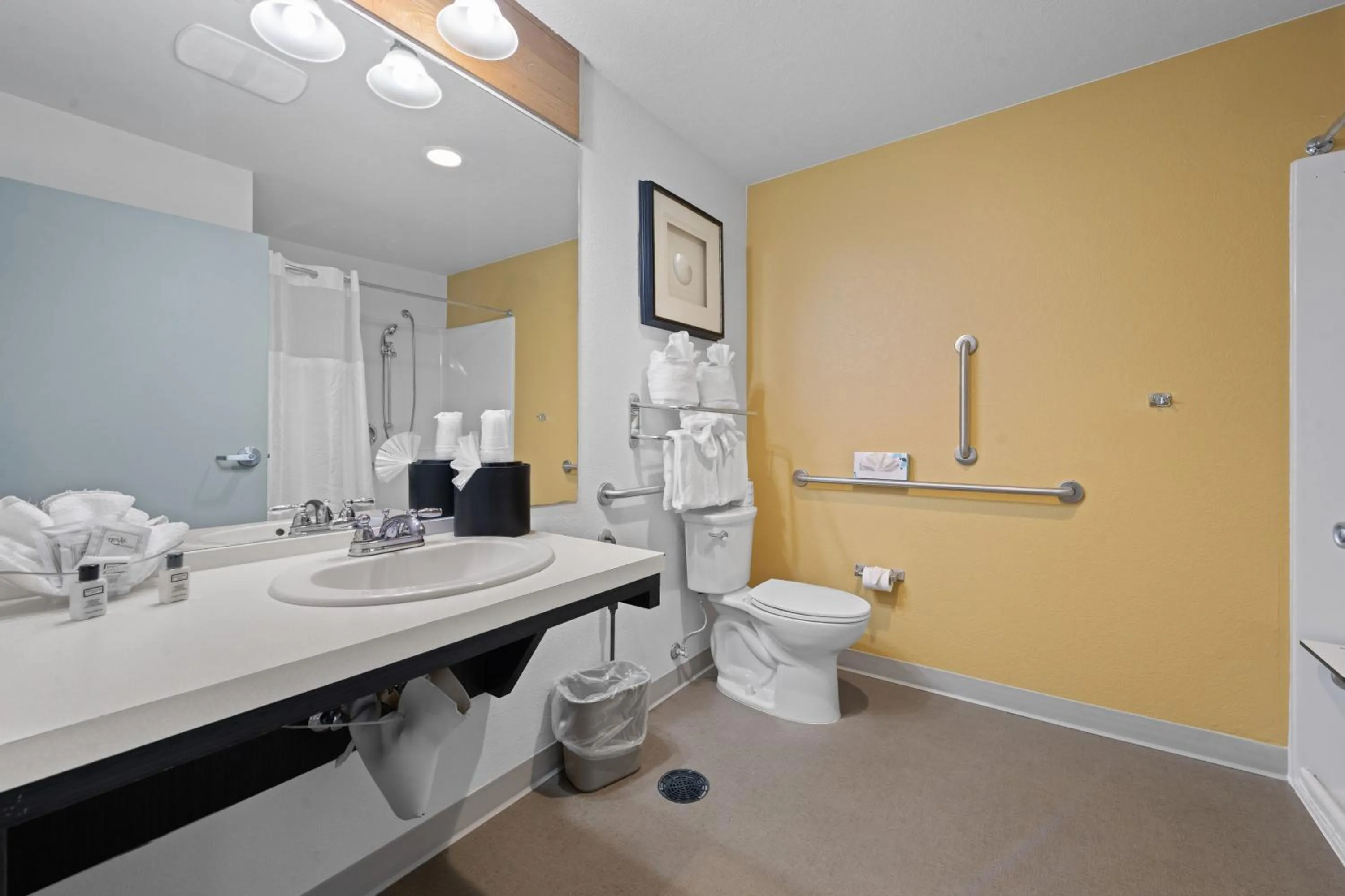 Bathroom in River Inn at Seaside