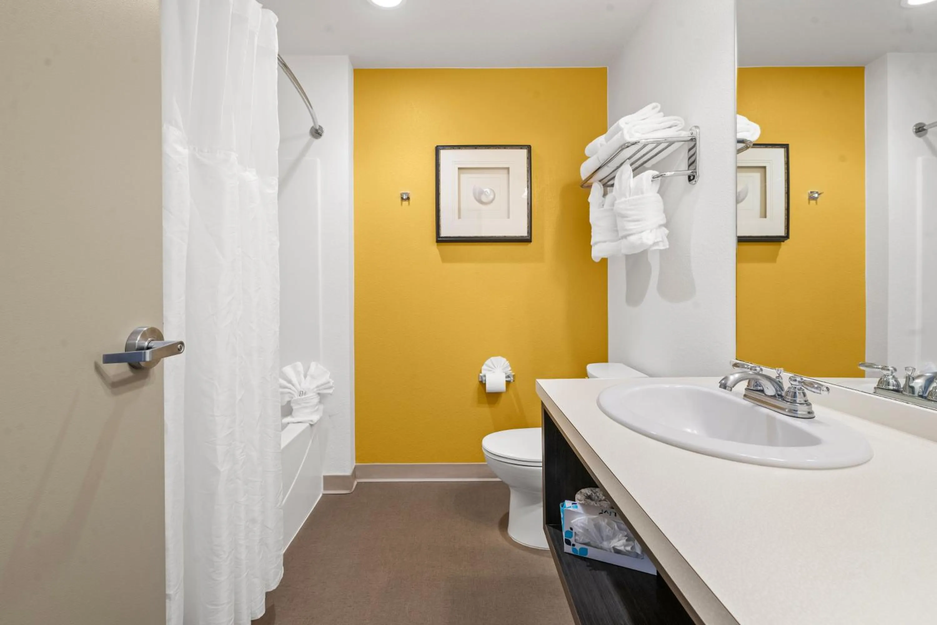 Bathroom in River Inn at Seaside