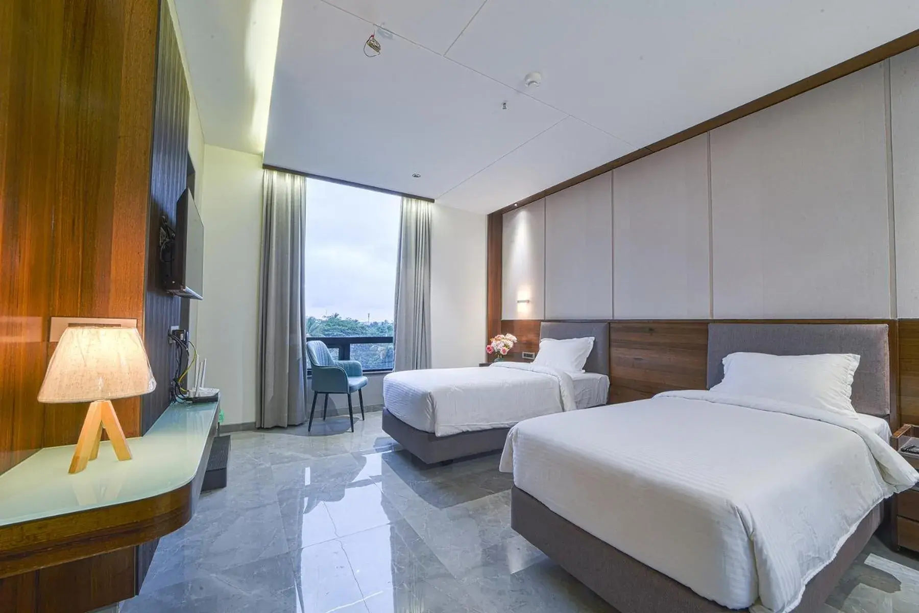 Superior Twin Room - single occupancy in Hotel Devgiri Inn and Restaurant Superior Twin Room - single occupancy in Hotel Devgiri Inn and Restaurant