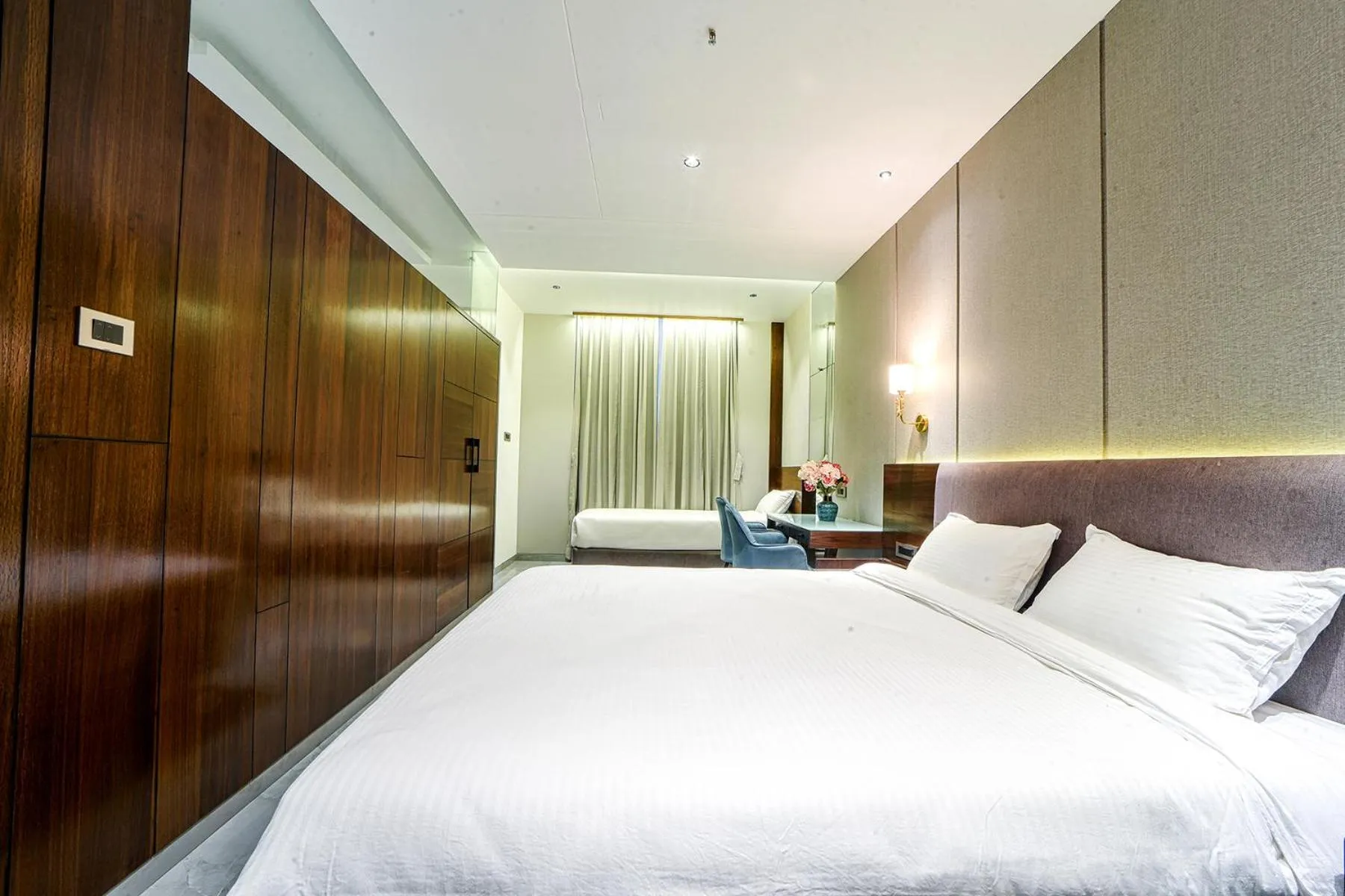 Bed in Hotel Devgiri Inn and Restaurant