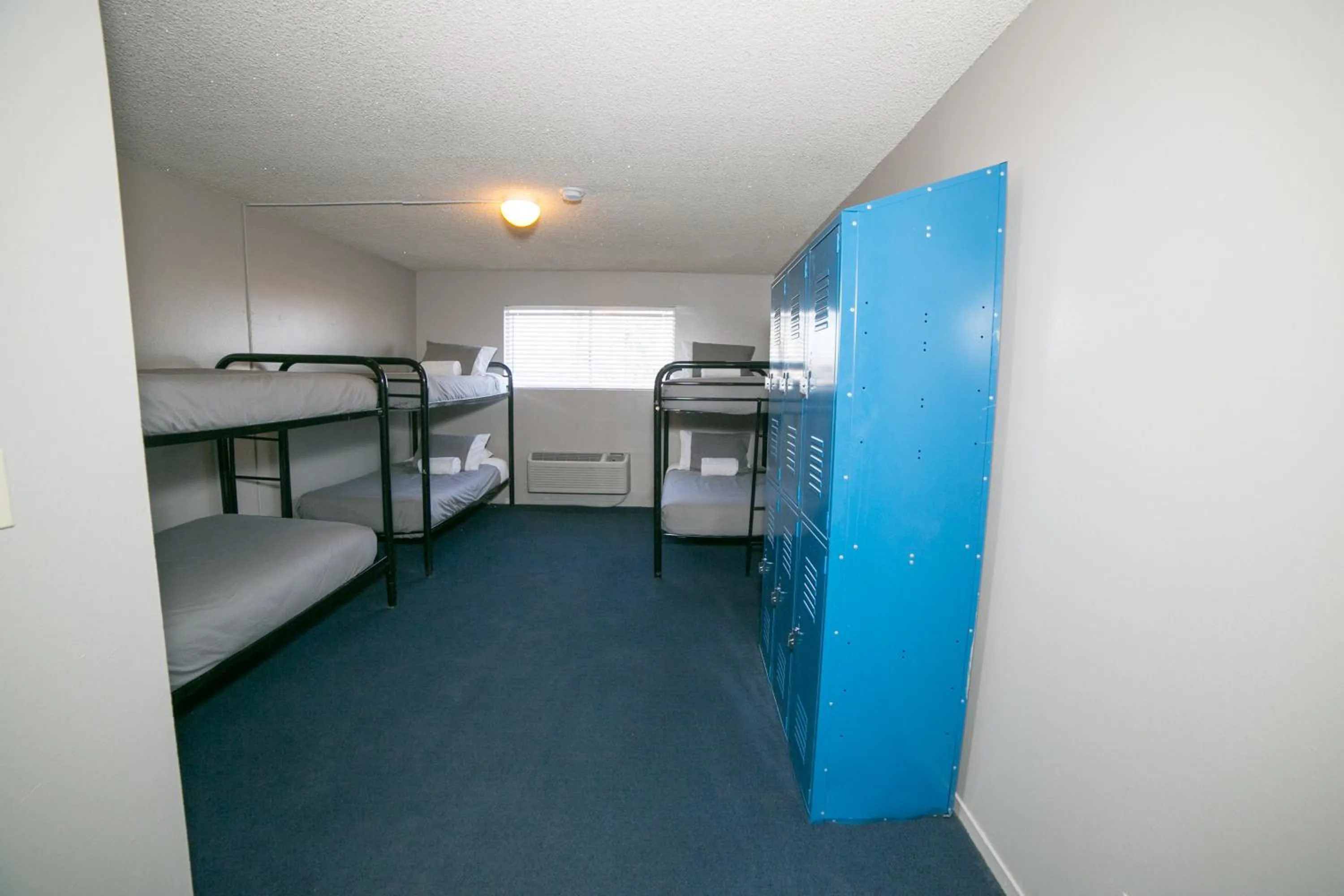 Bedroom, Bed in Motel 6 - Las Vegas, NV – Downtown Fremont St Experience