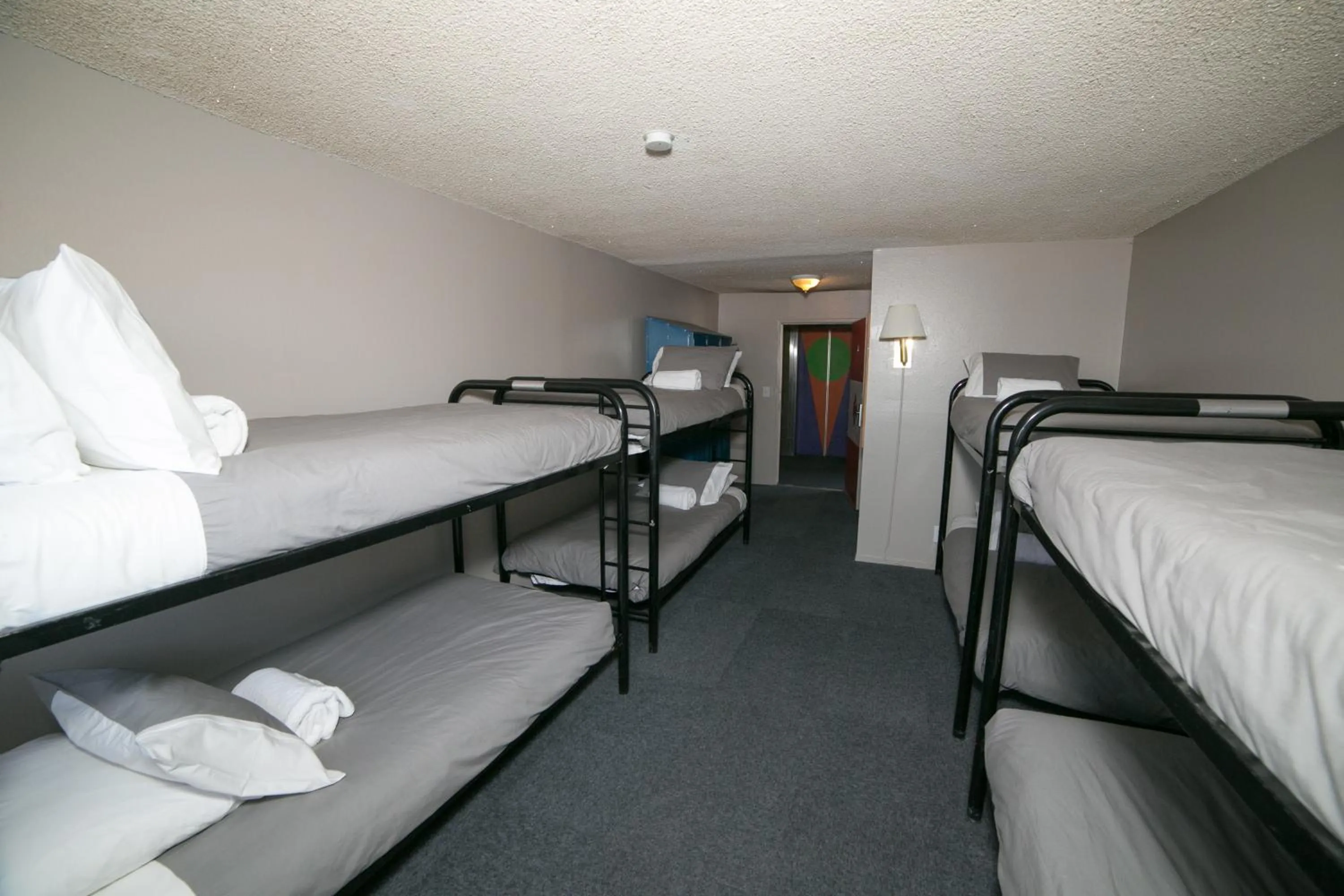 Bedroom, Bed in Motel 6 - Las Vegas, NV – Downtown Fremont St Experience