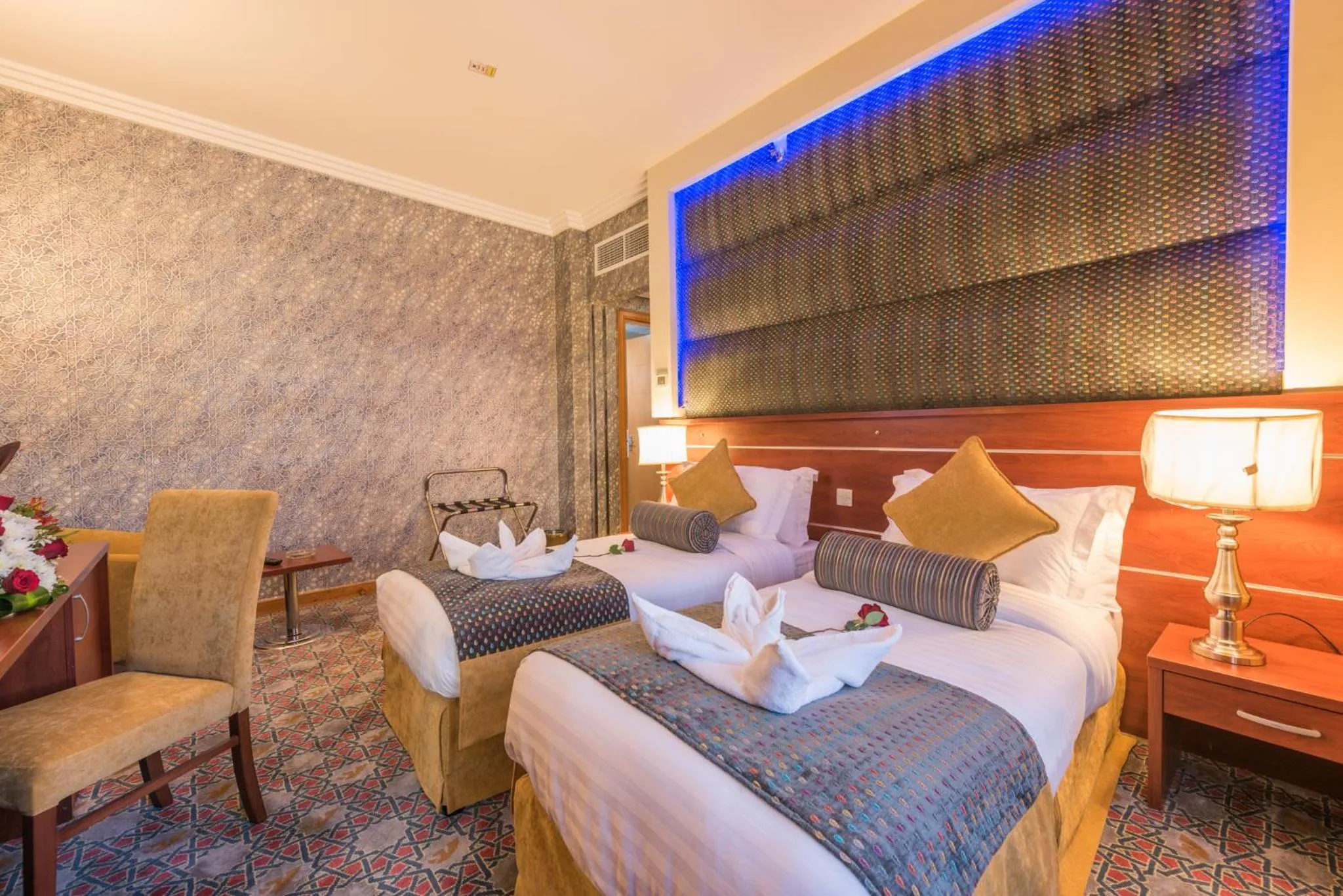 Photo of the whole room, Bed in Nusk Al Madinah