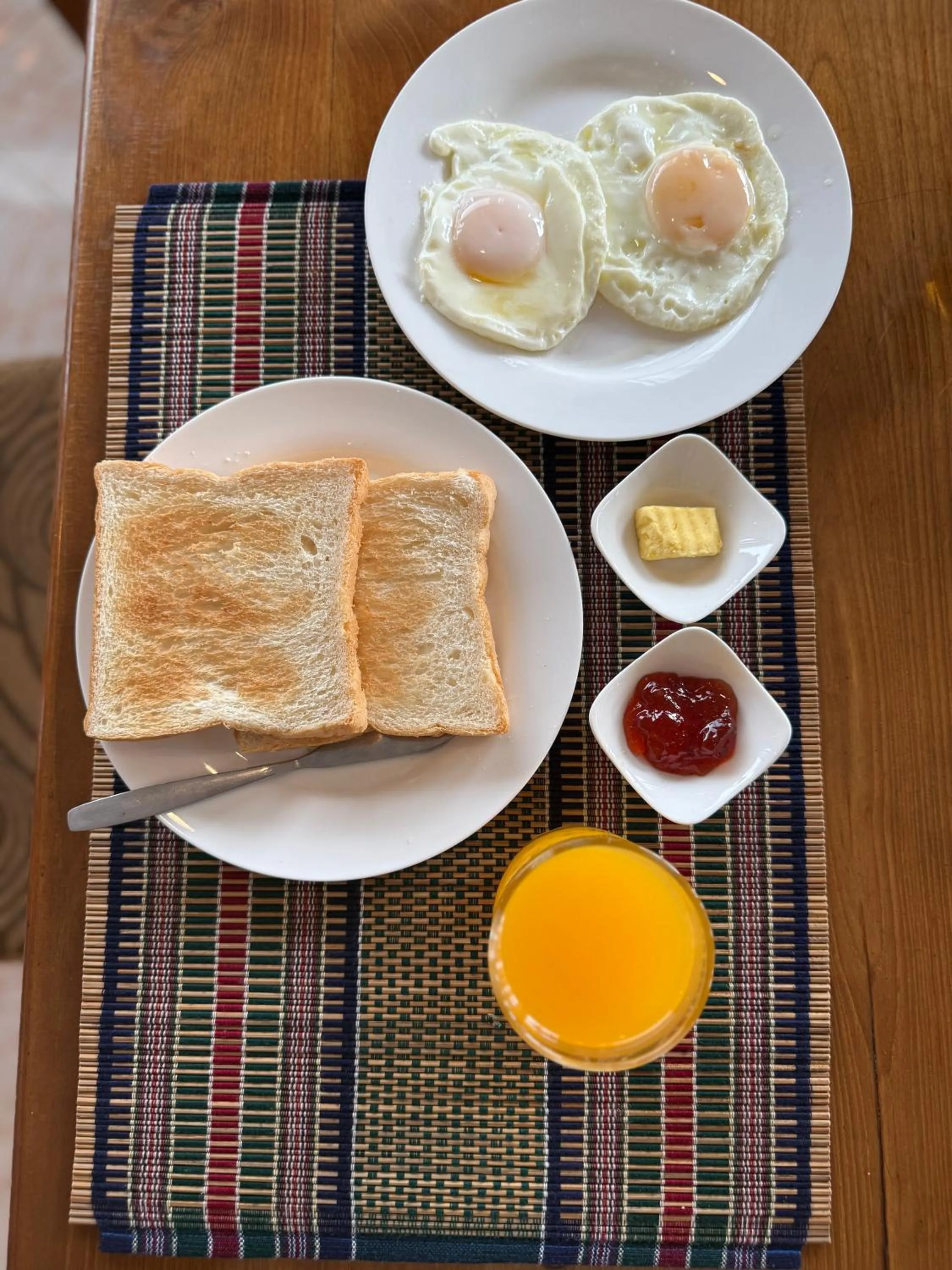 Breakfast in Grand Laurel Hotel