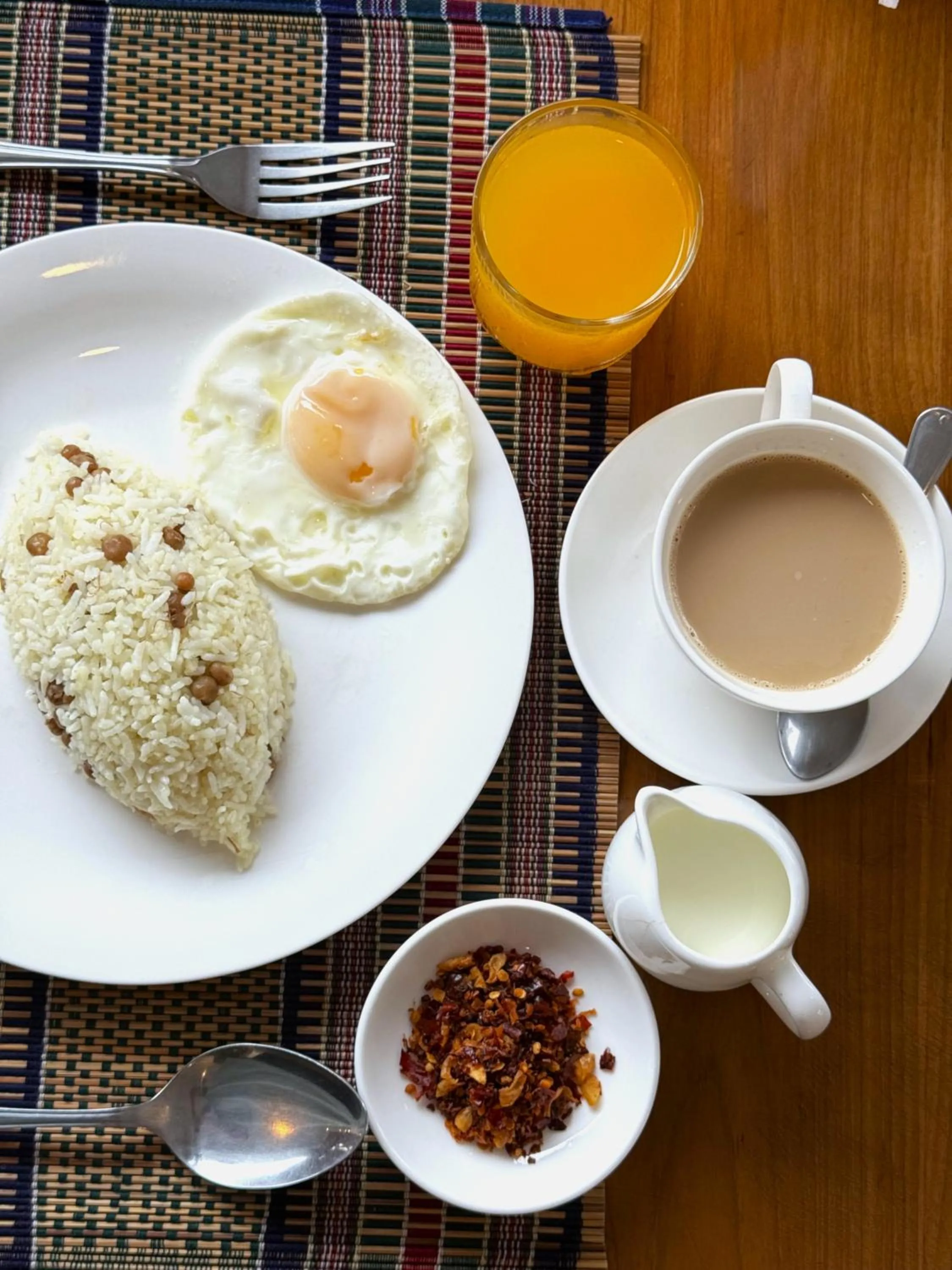 Breakfast in Grand Laurel Hotel