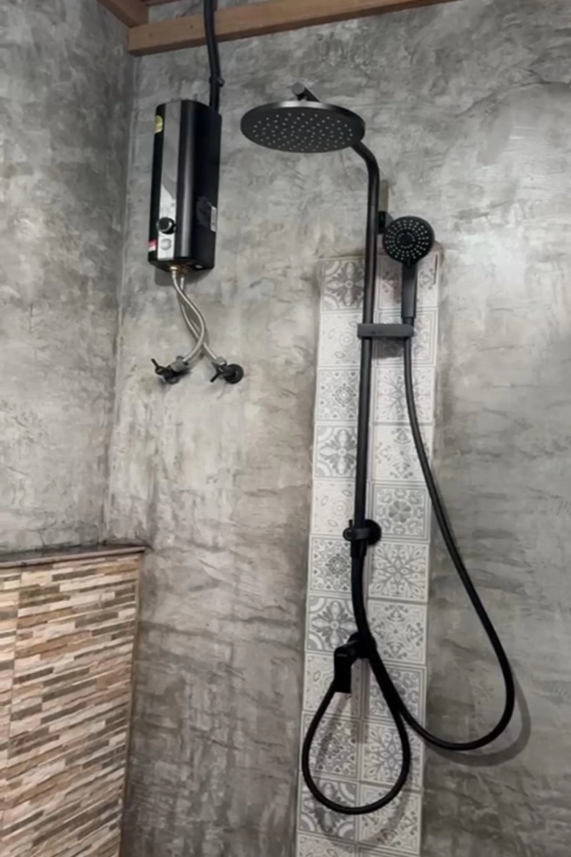 Bathroom in Forest Bungalows & Mama's Restaurant