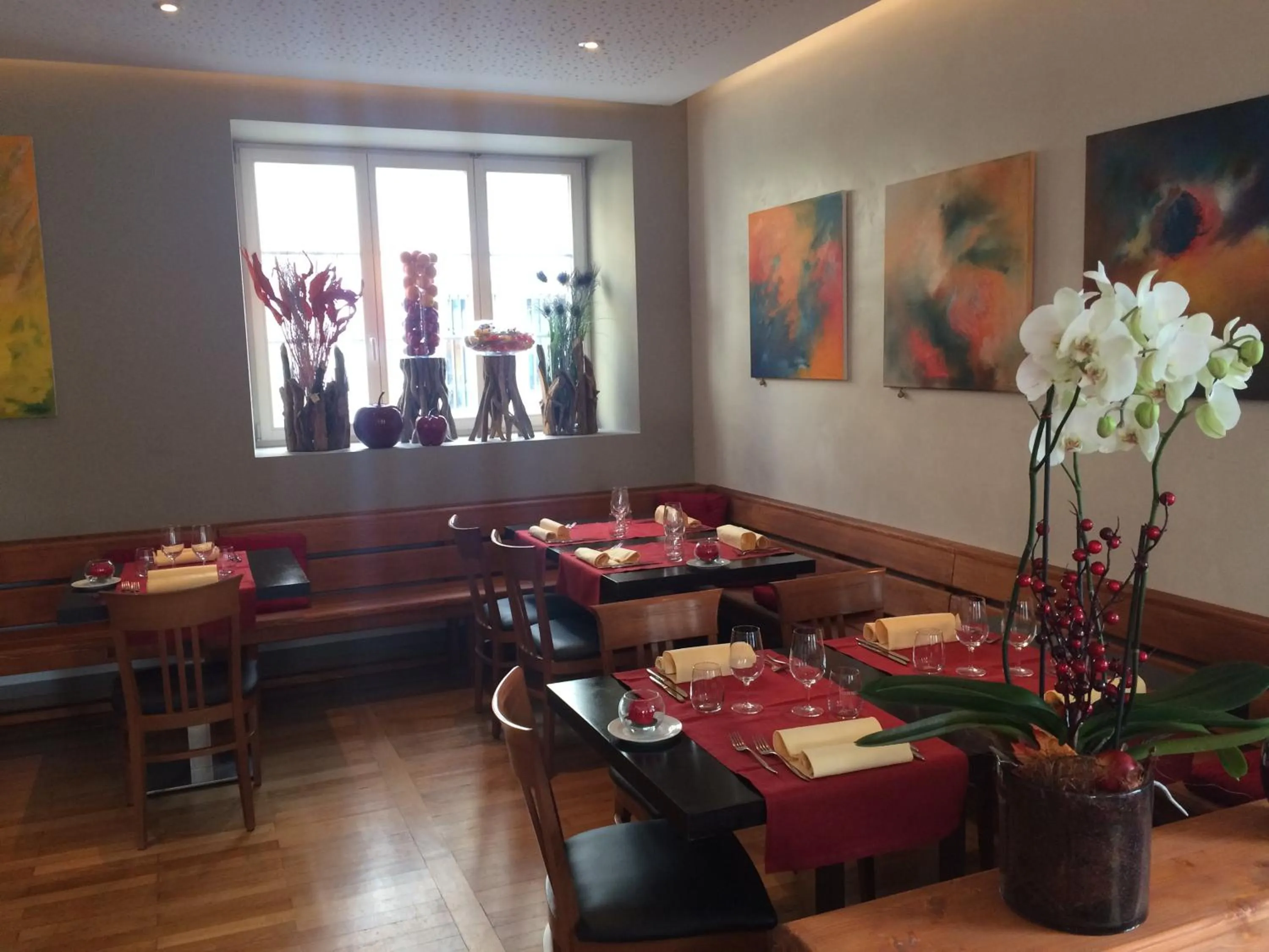 Restaurant/places to eat in Auberge de Prangins