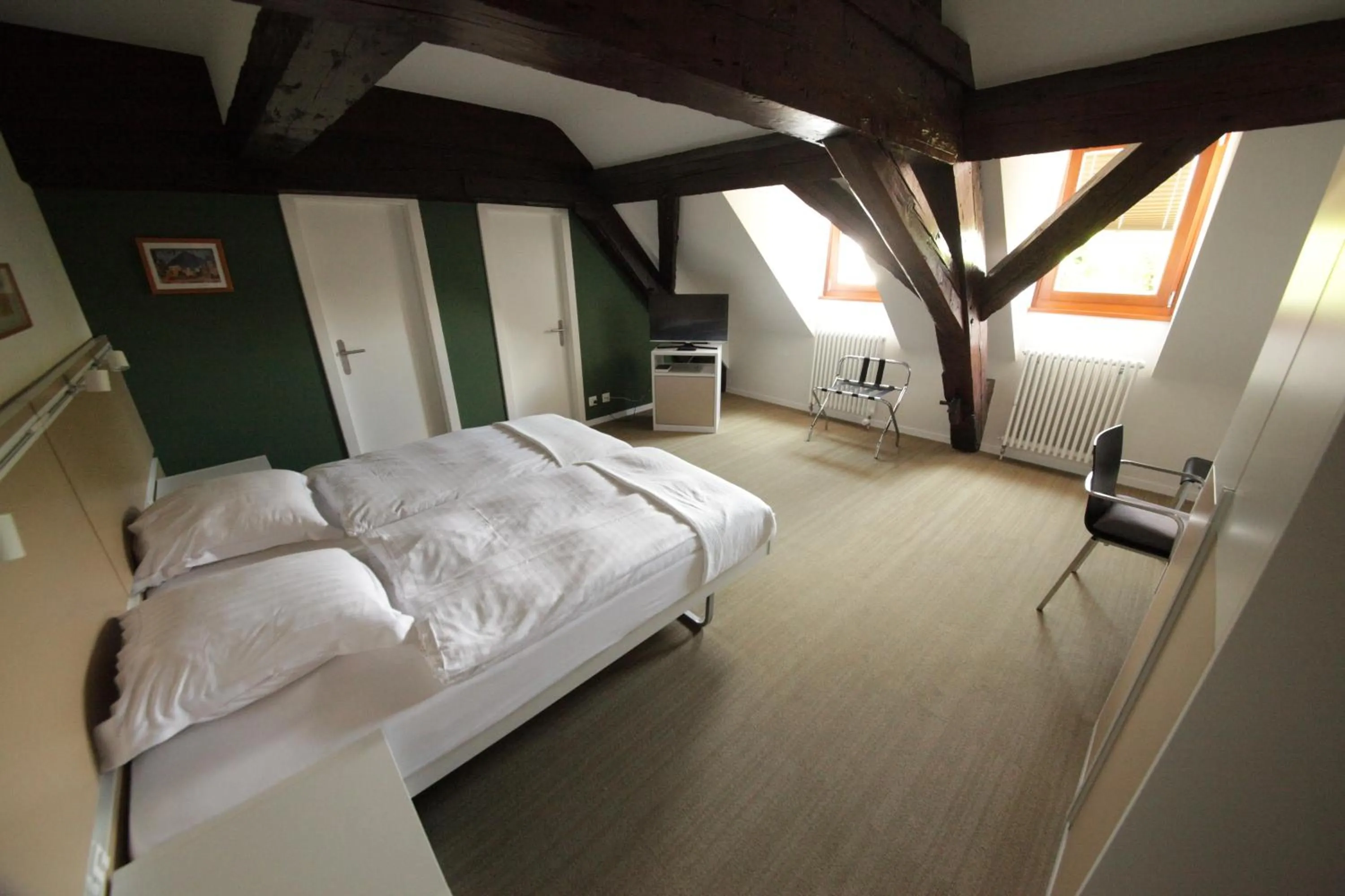 Bed in Auberge de Prangins