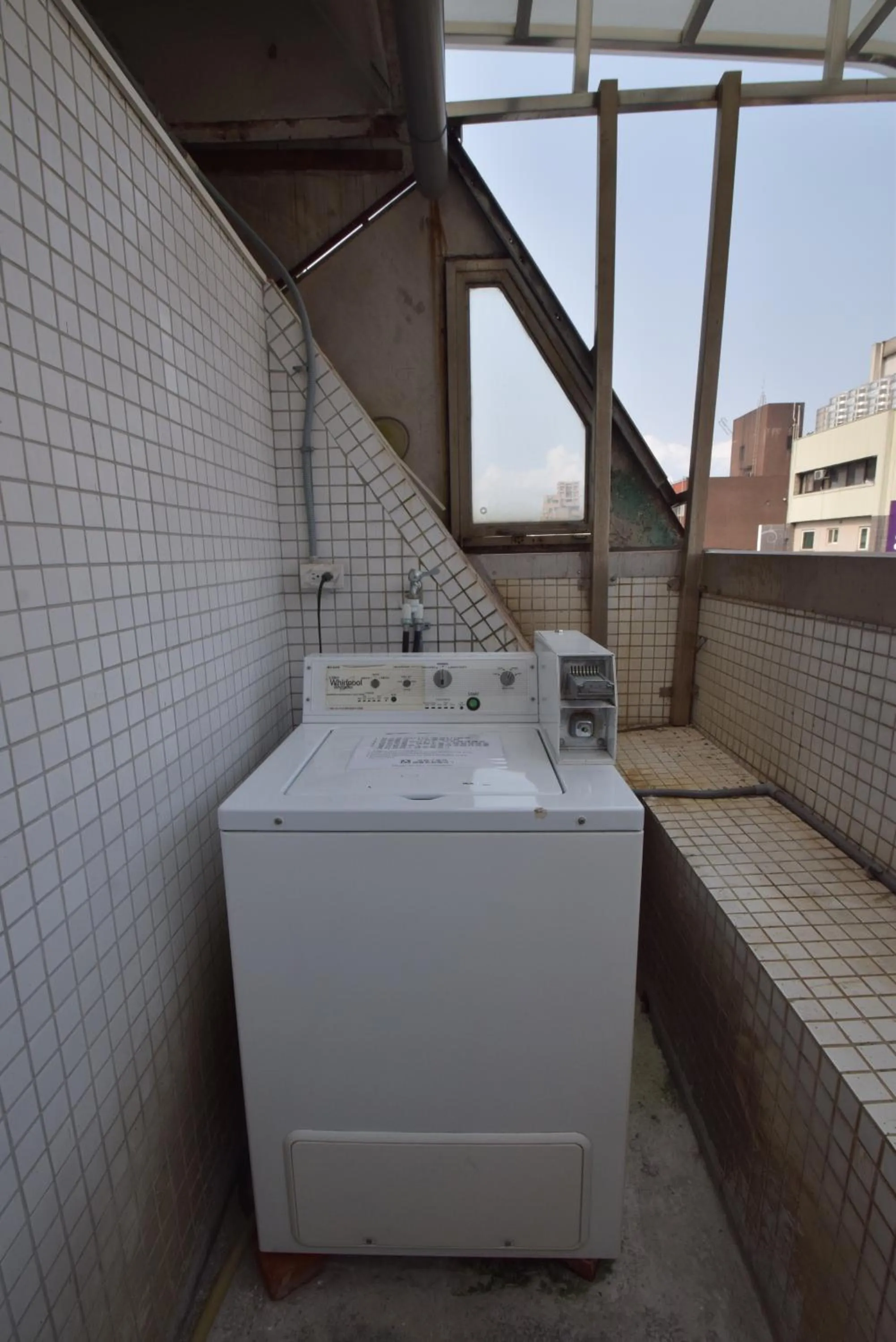washing machine in Inn Cube - Ximen