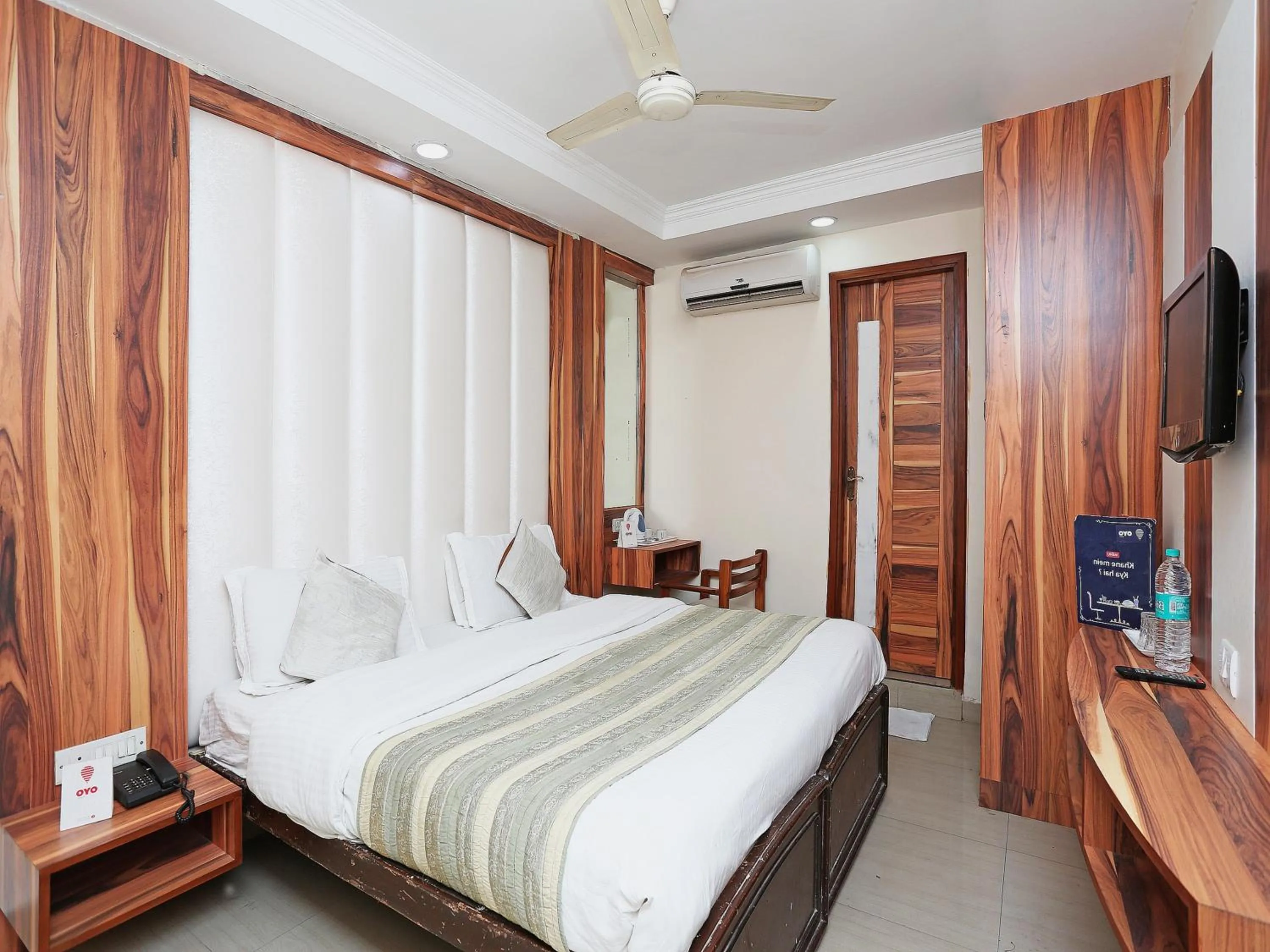 Bedroom, Bed in Hotel O F FIVE