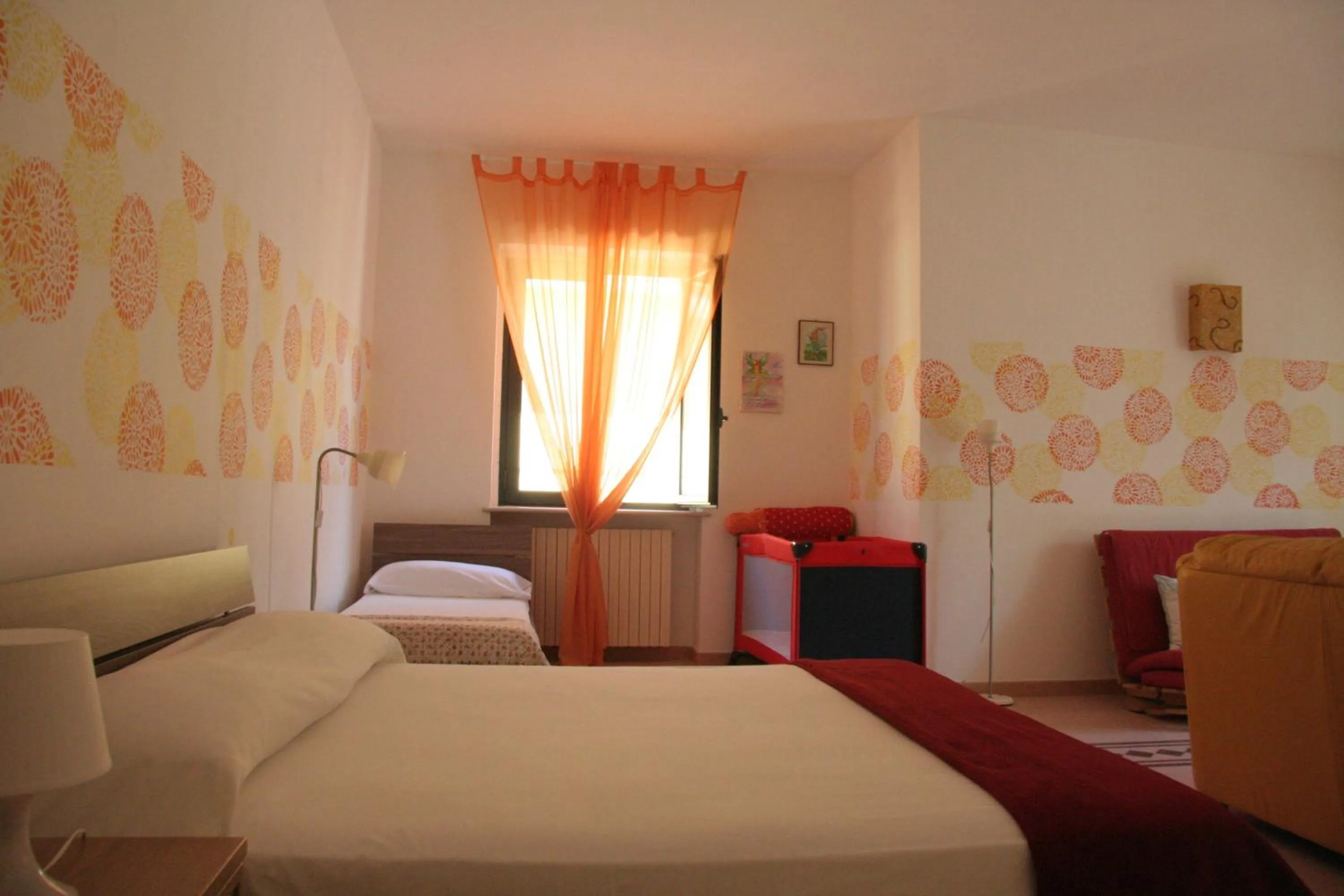 Photo of the whole room in Casa di Marco