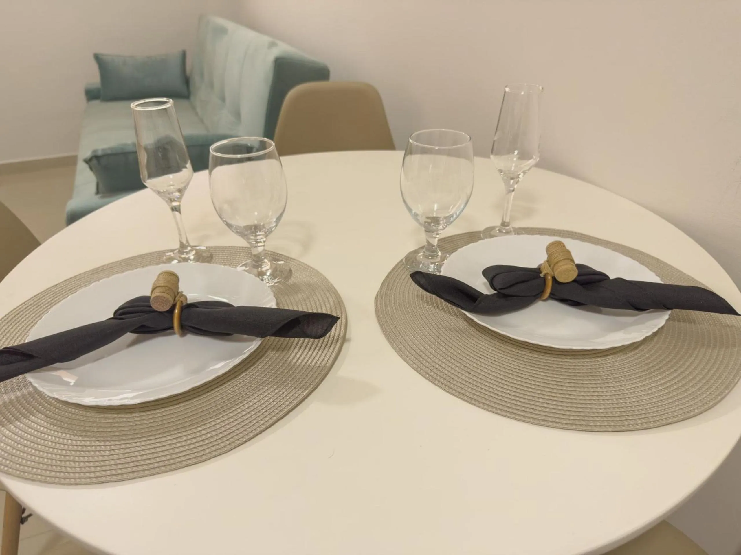 Dining area in APTOS 1 e 2QTO Lava e Seca e Academia