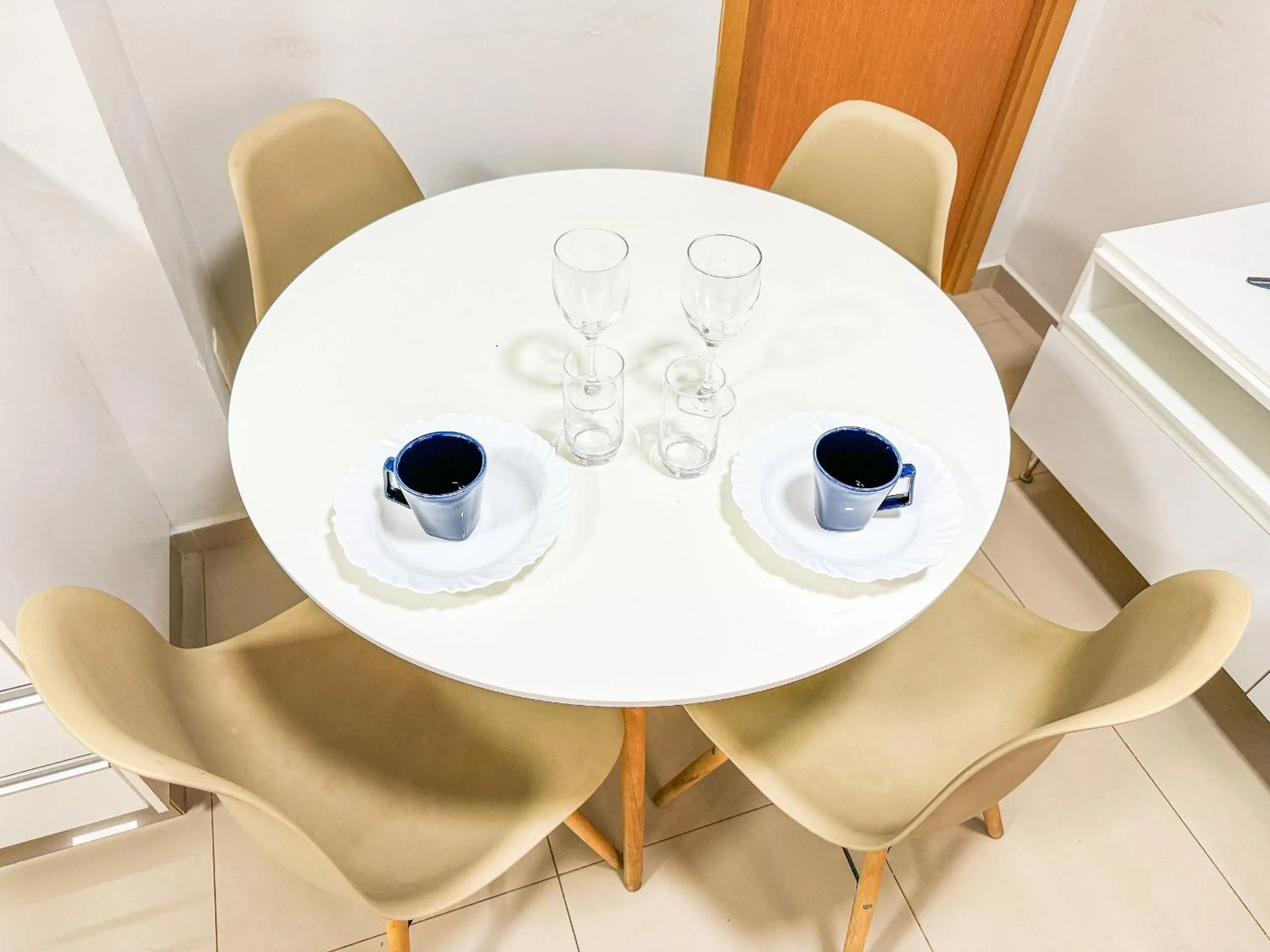 Dinner in APTOS 1 e 2QTO Lava e Seca e Academia