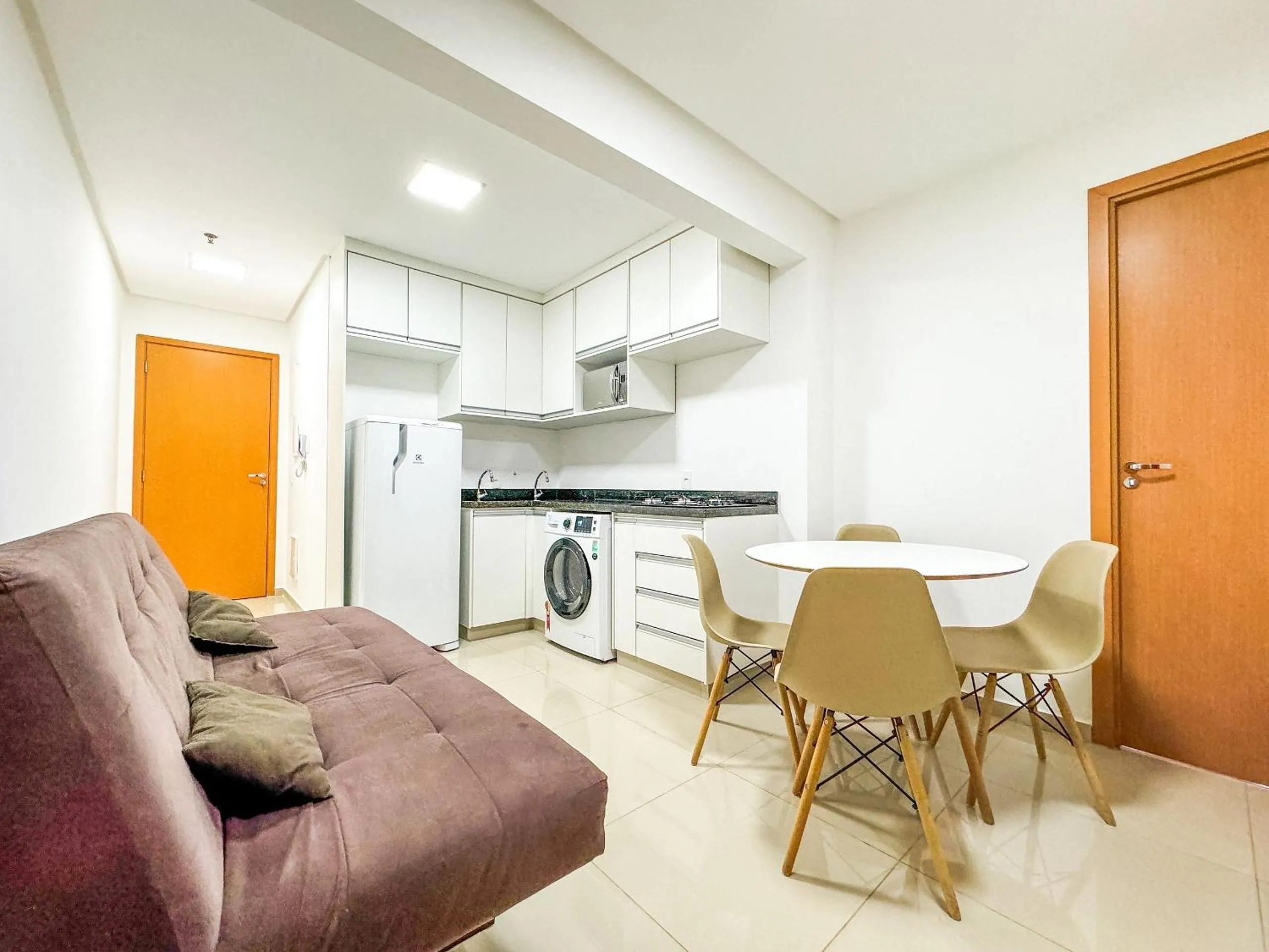 APTOS 1 e 2QTO Lava e Seca e Academia