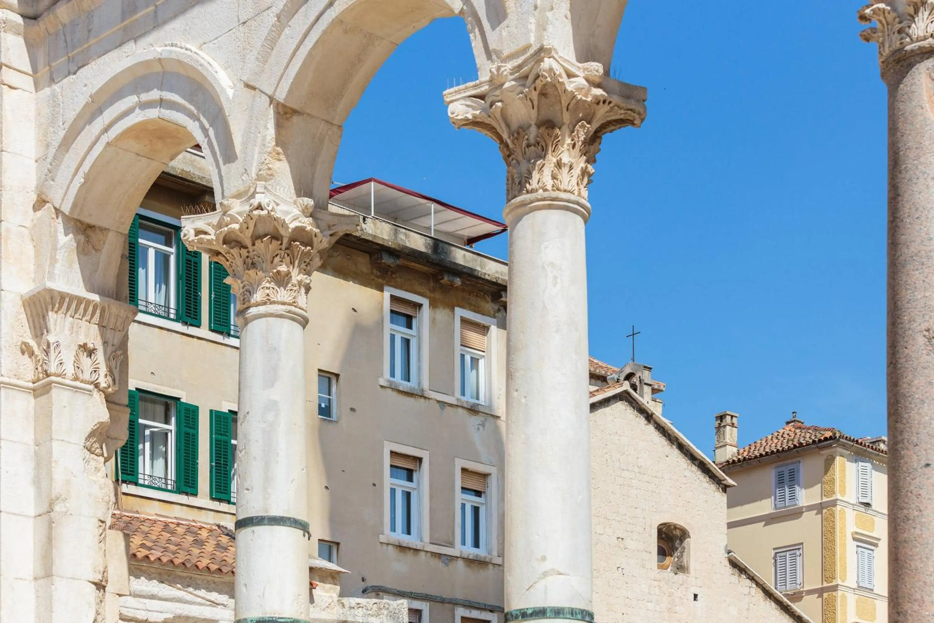 Property building in PLR Luxury Rooms