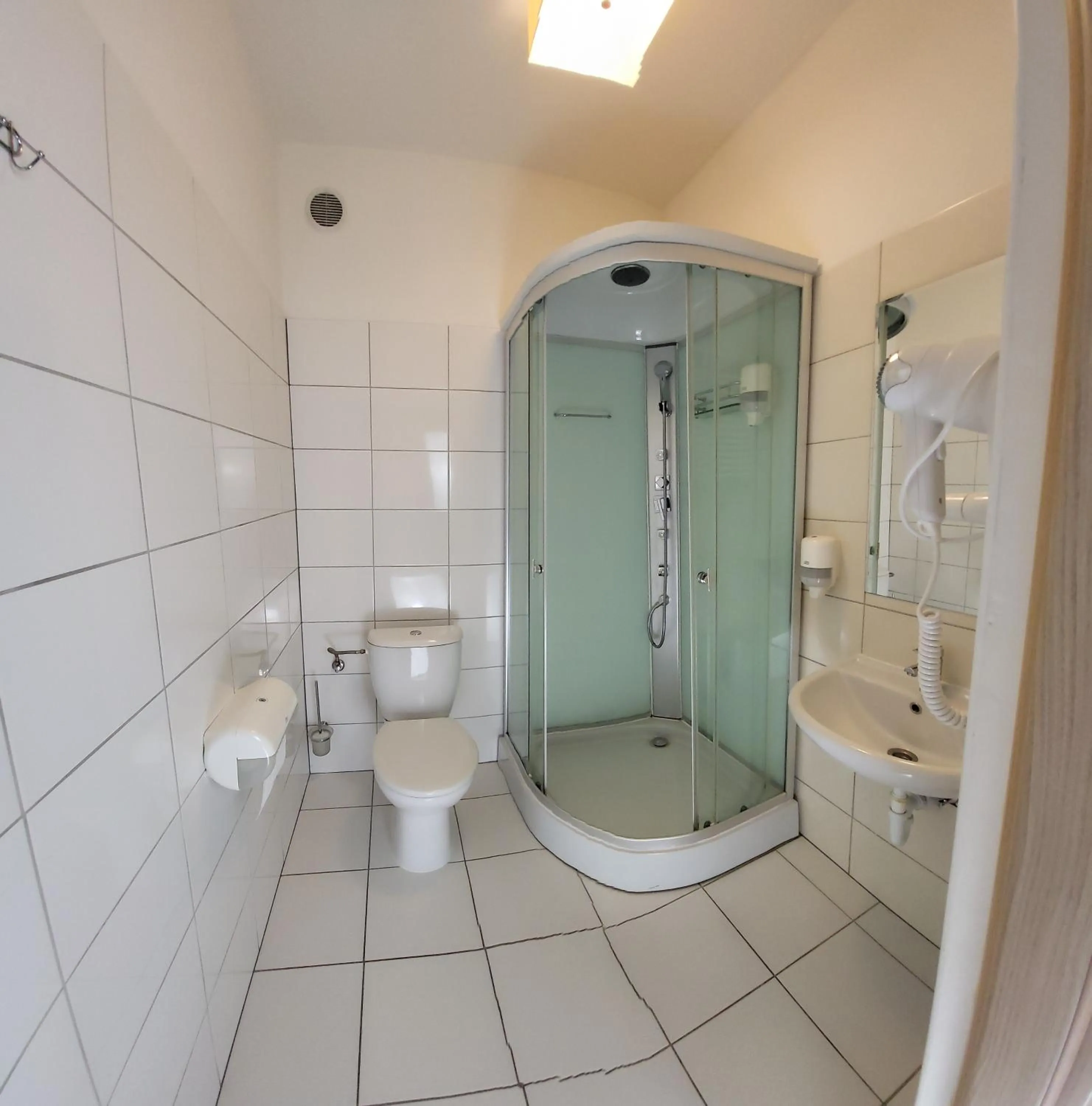 Shower in Gościniec Konopielka