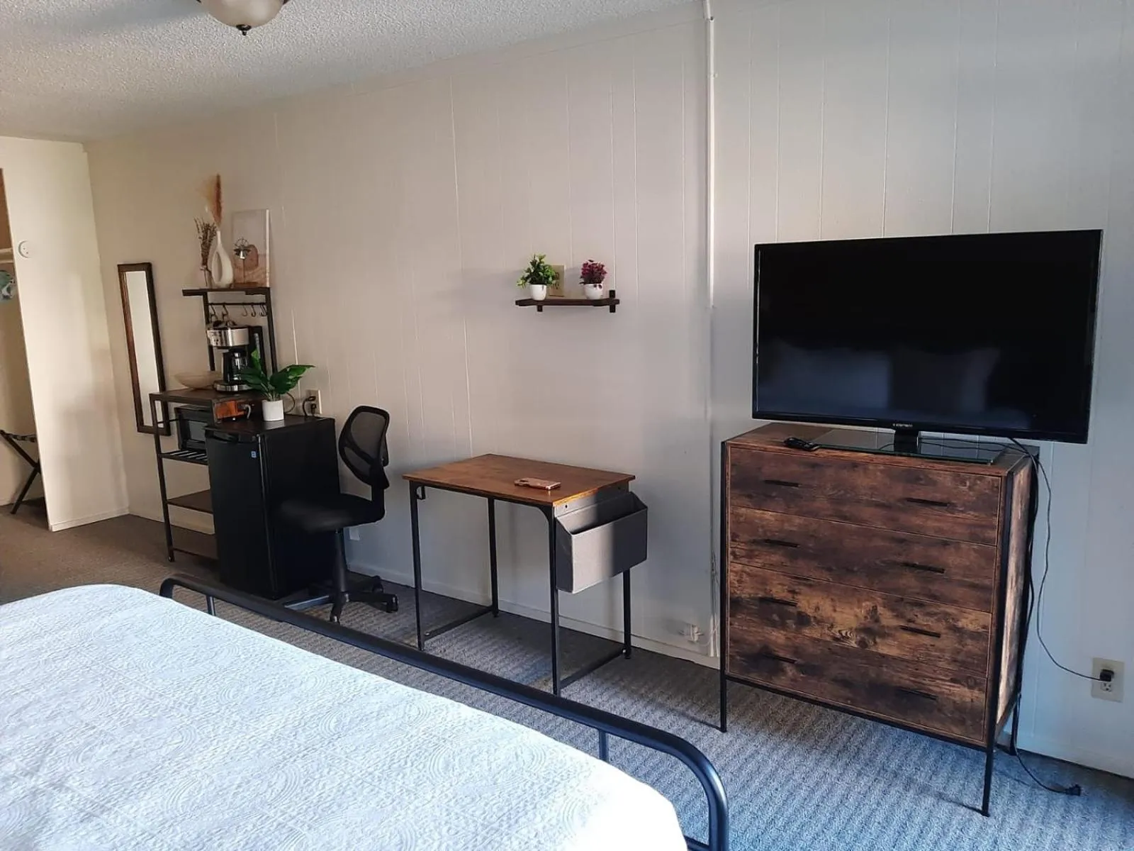 Bed in Timber Ridge Lodge Gatlinburg