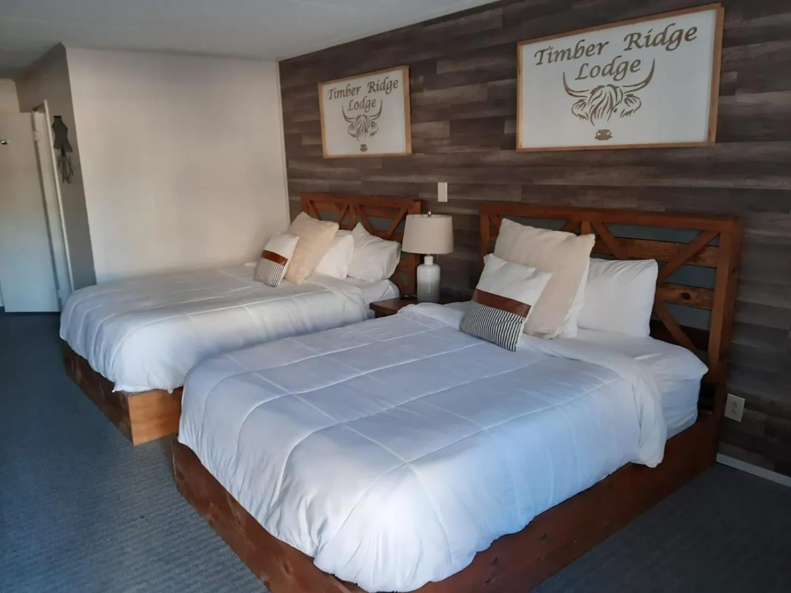 Bed in Timber Ridge Lodge Gatlinburg