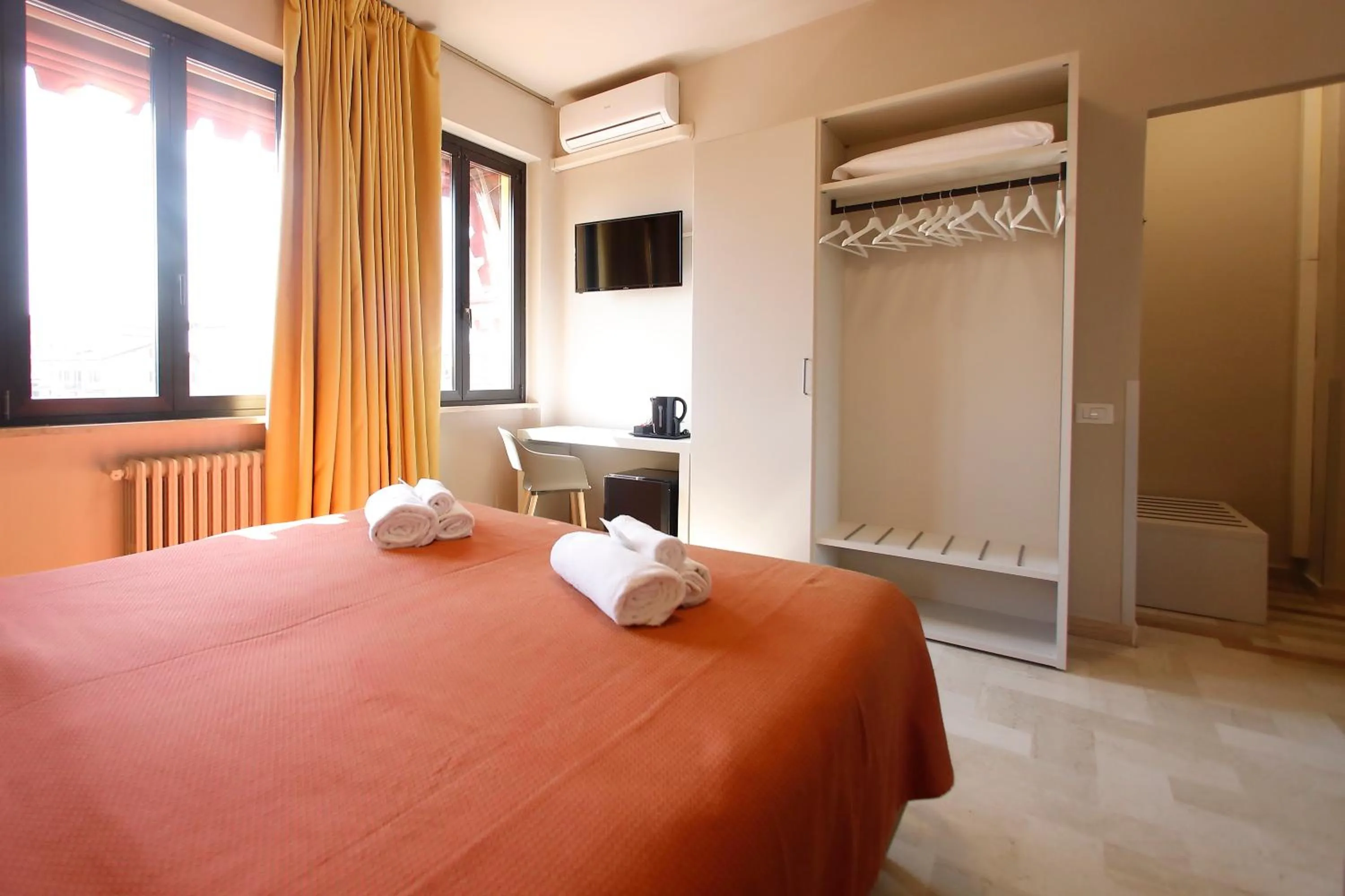 Bed in Hotel Primavera