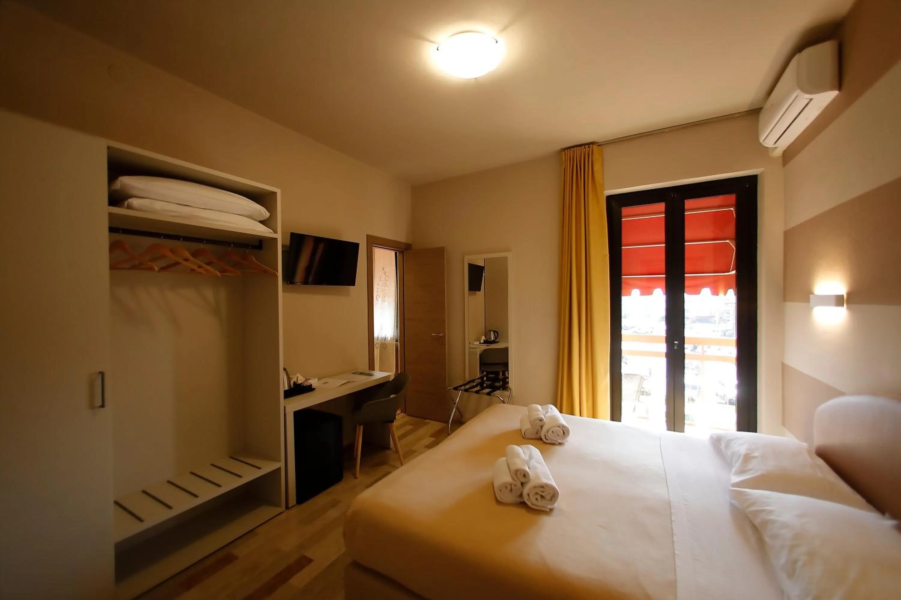 Bed in Hotel Primavera