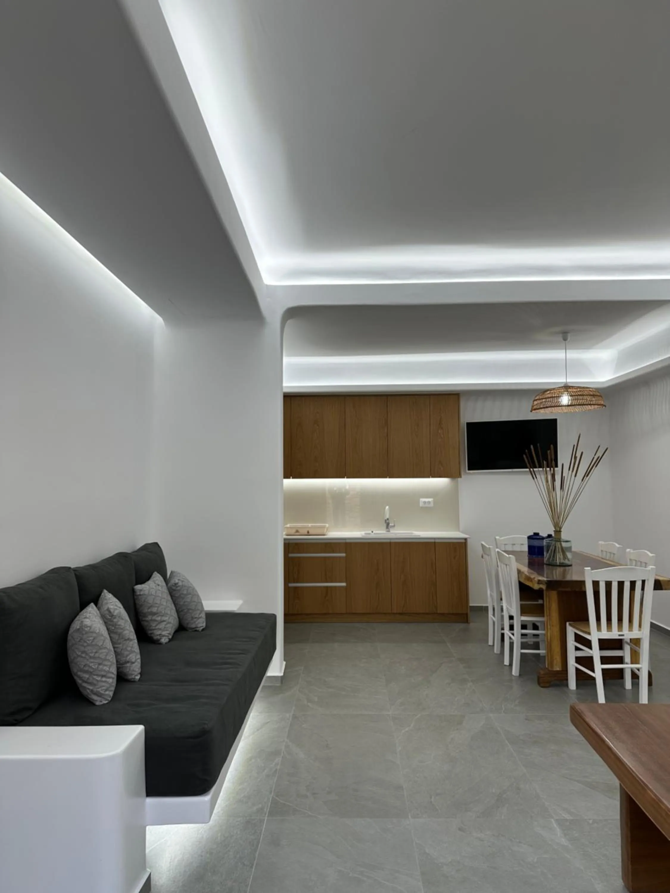 AC Village Christoulis