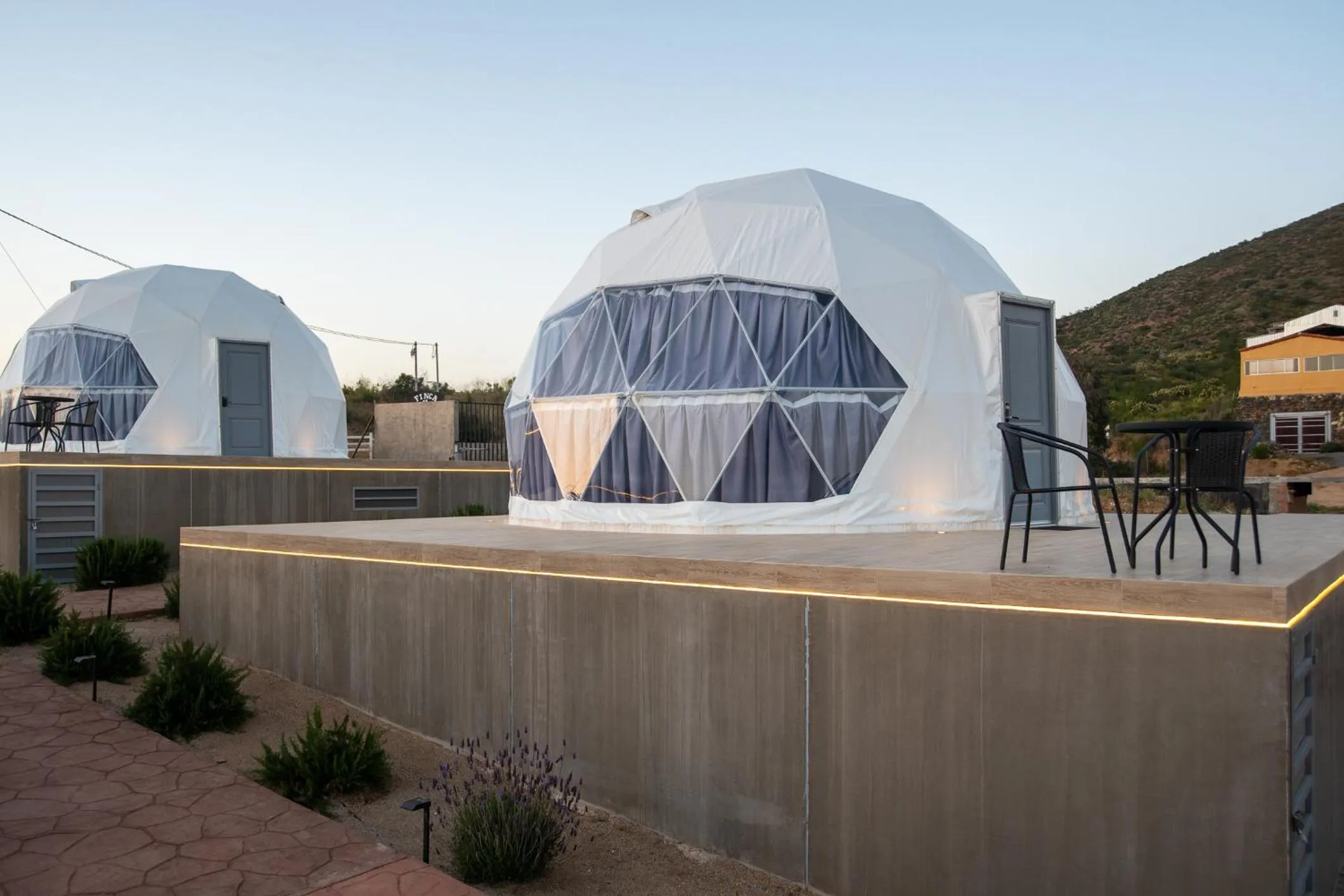 Cúpulas Del Valle by Villa De La Rosa