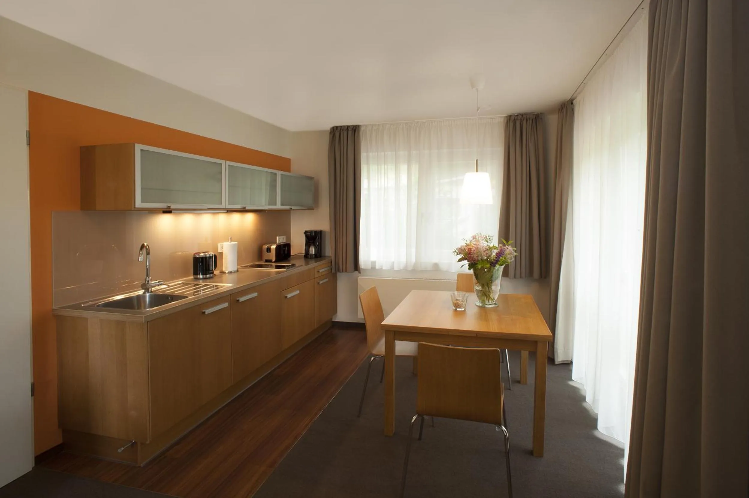 Kitchen or kitchenette in Baurs Park