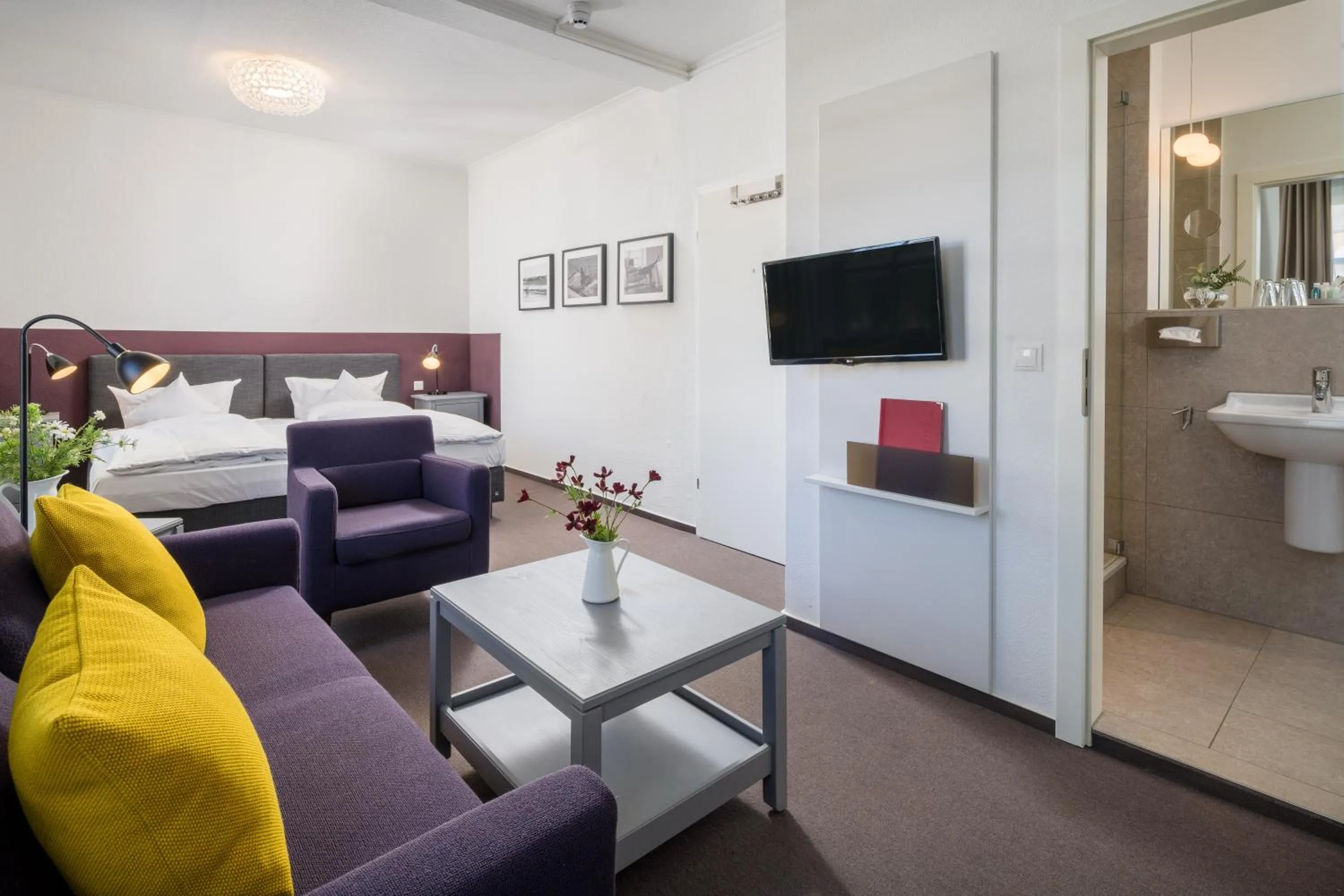 Seating area in Baurs Park