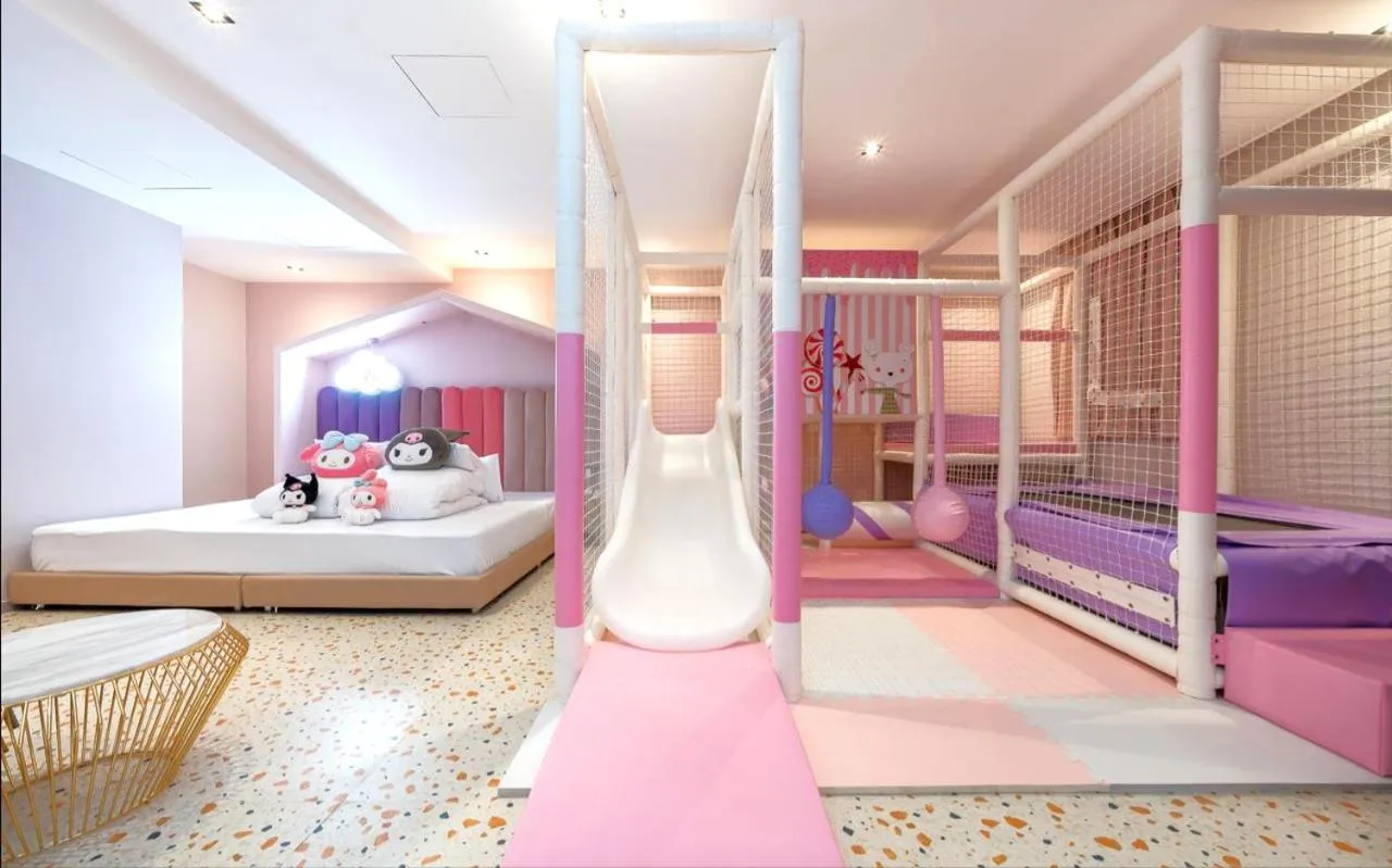 Bedroom, Bed in Jangyu Almond Kids Hotel