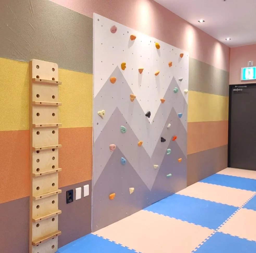 Entertainment in Jangyu Almond Kids Hotel