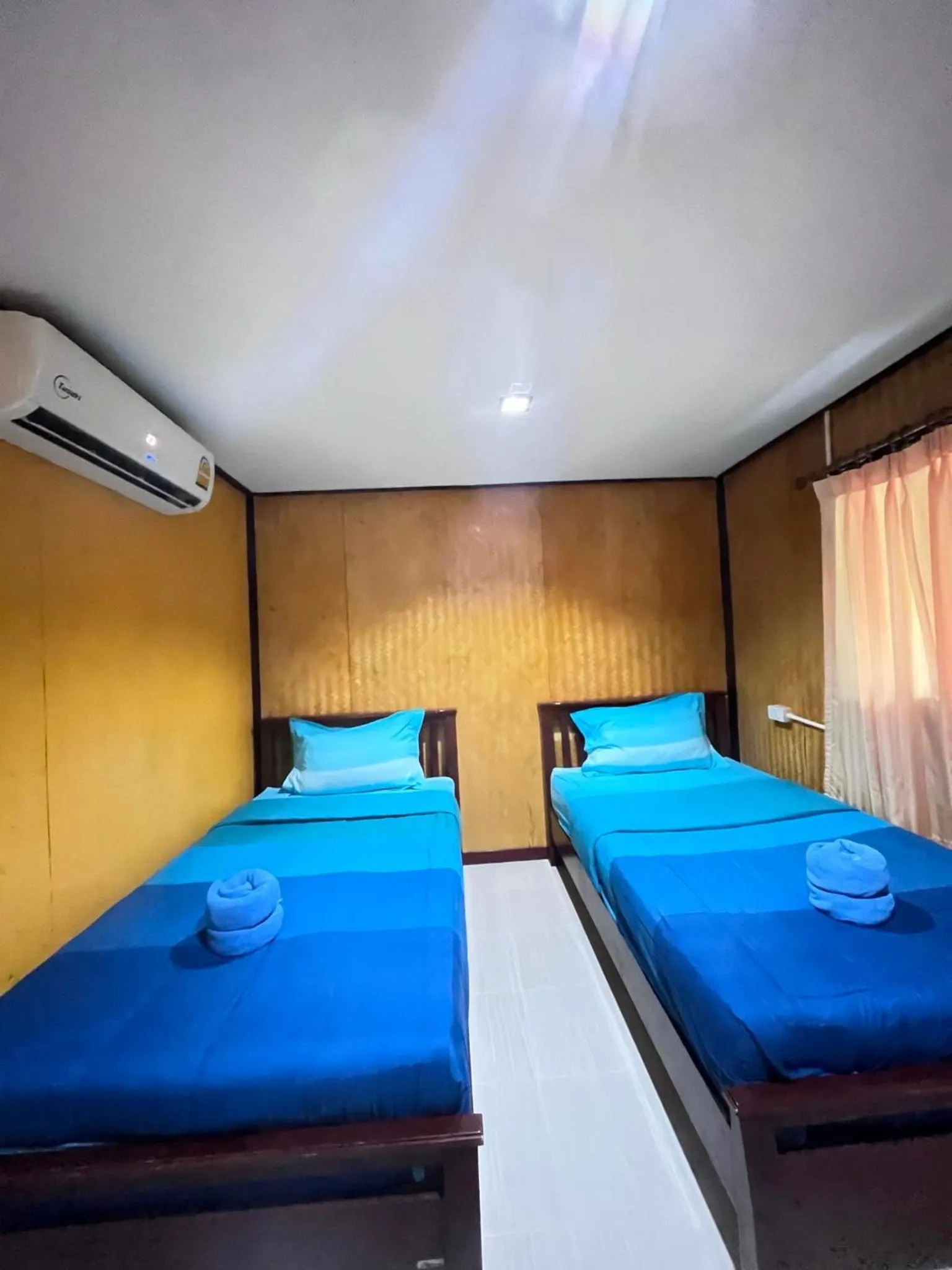 Bed in View Garden Resort