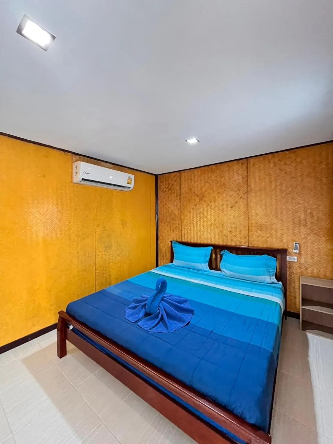 Bed in View Garden Resort