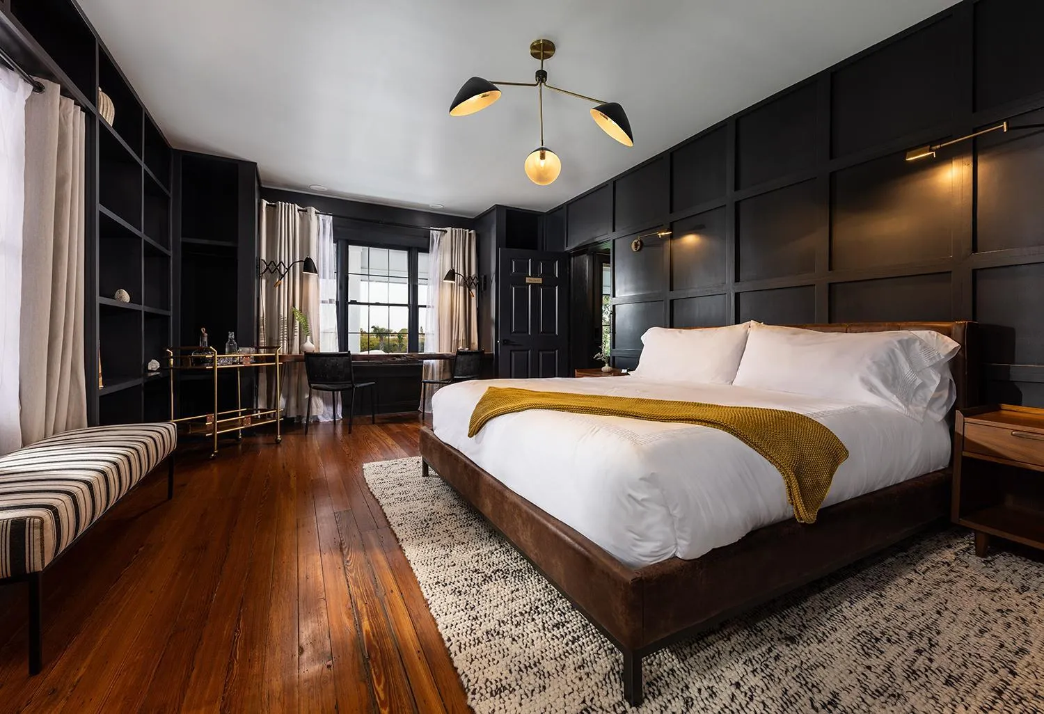 Seating area, Bed in Victoria 1883