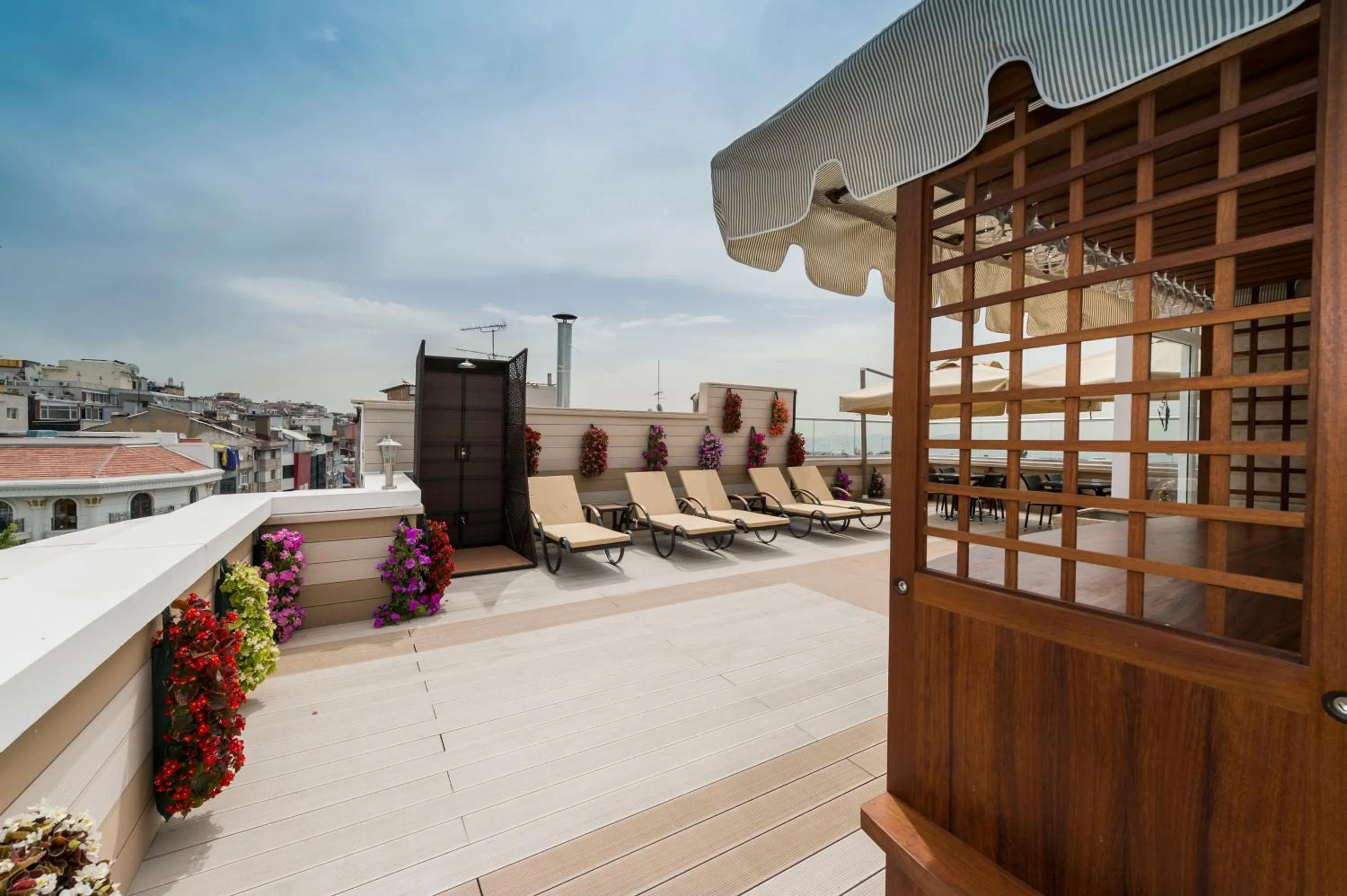 Staff in Darkmen Hotel 2