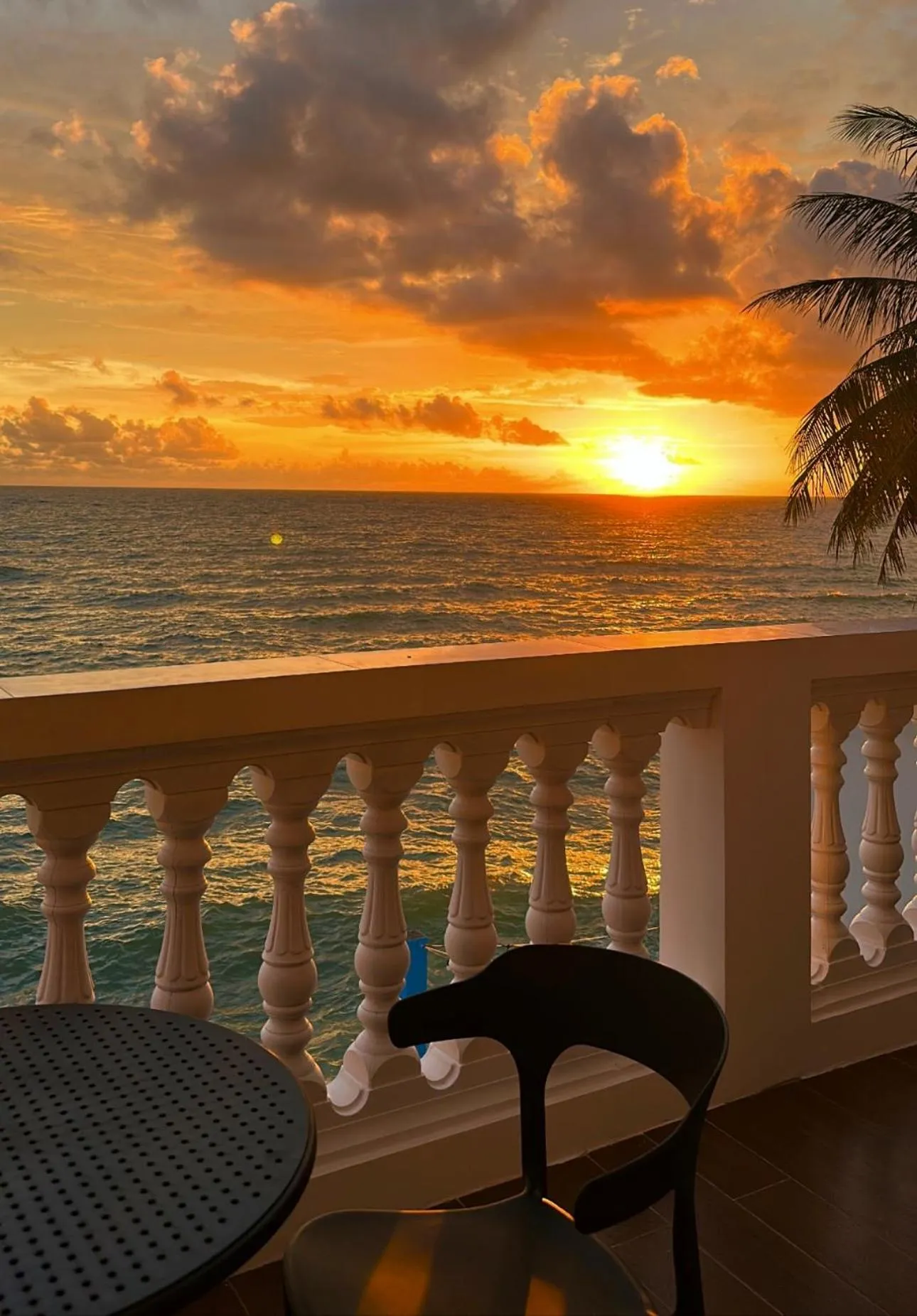 Mien Trung Beach House Phu Quoc