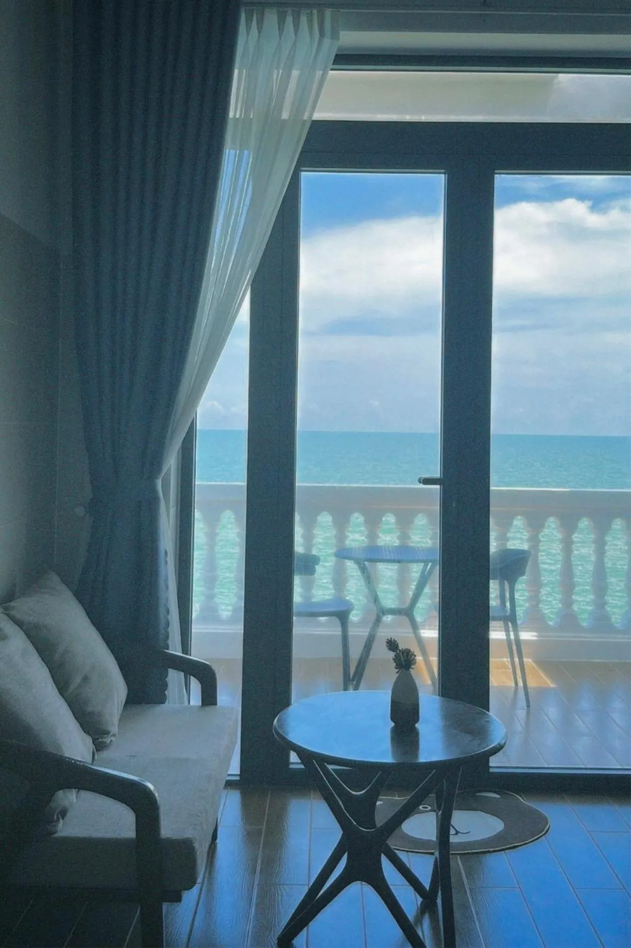 Mien Trung Beach House Phu Quoc