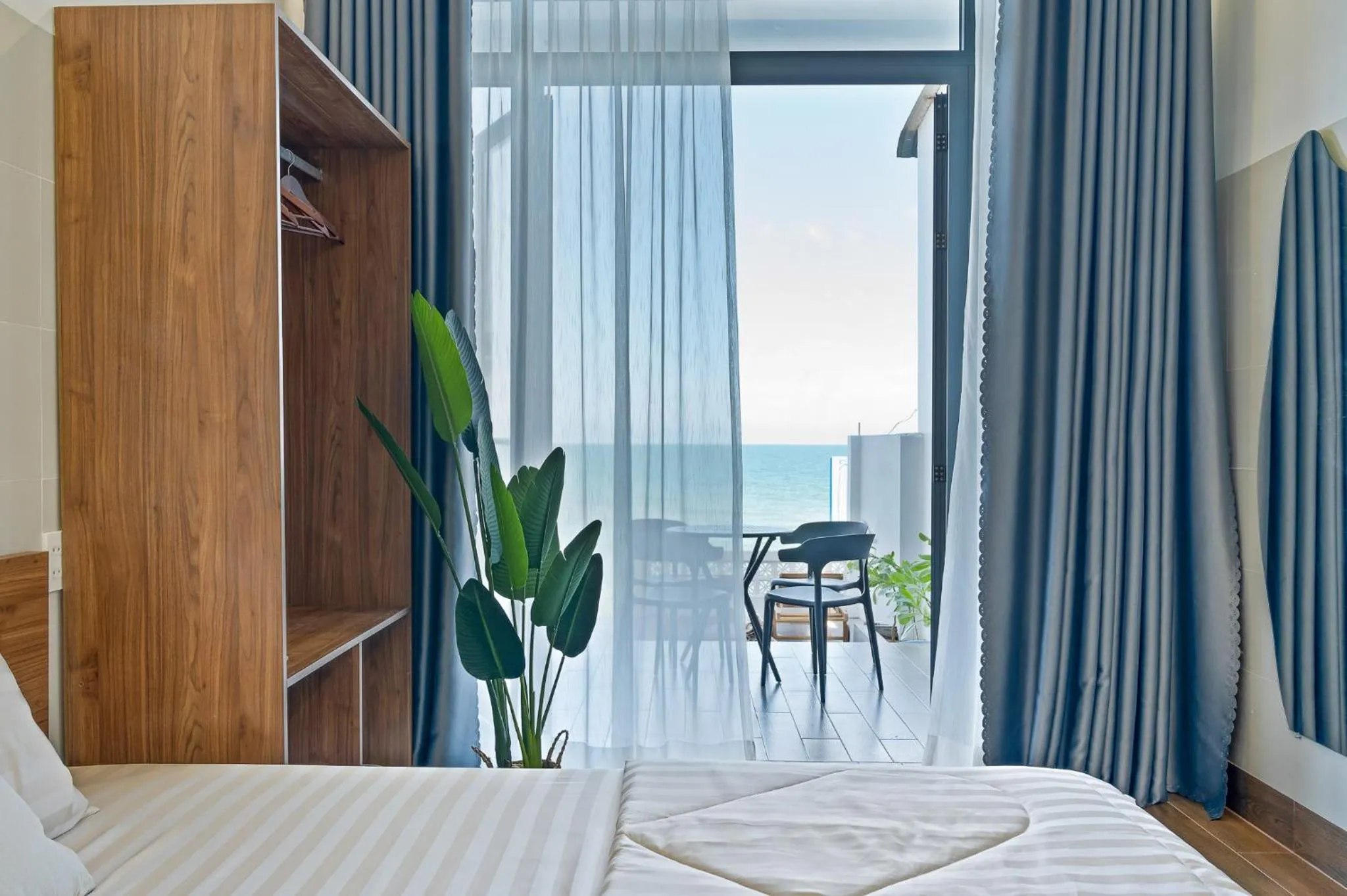 Bed in Mien Trung Beach House Phu Quoc