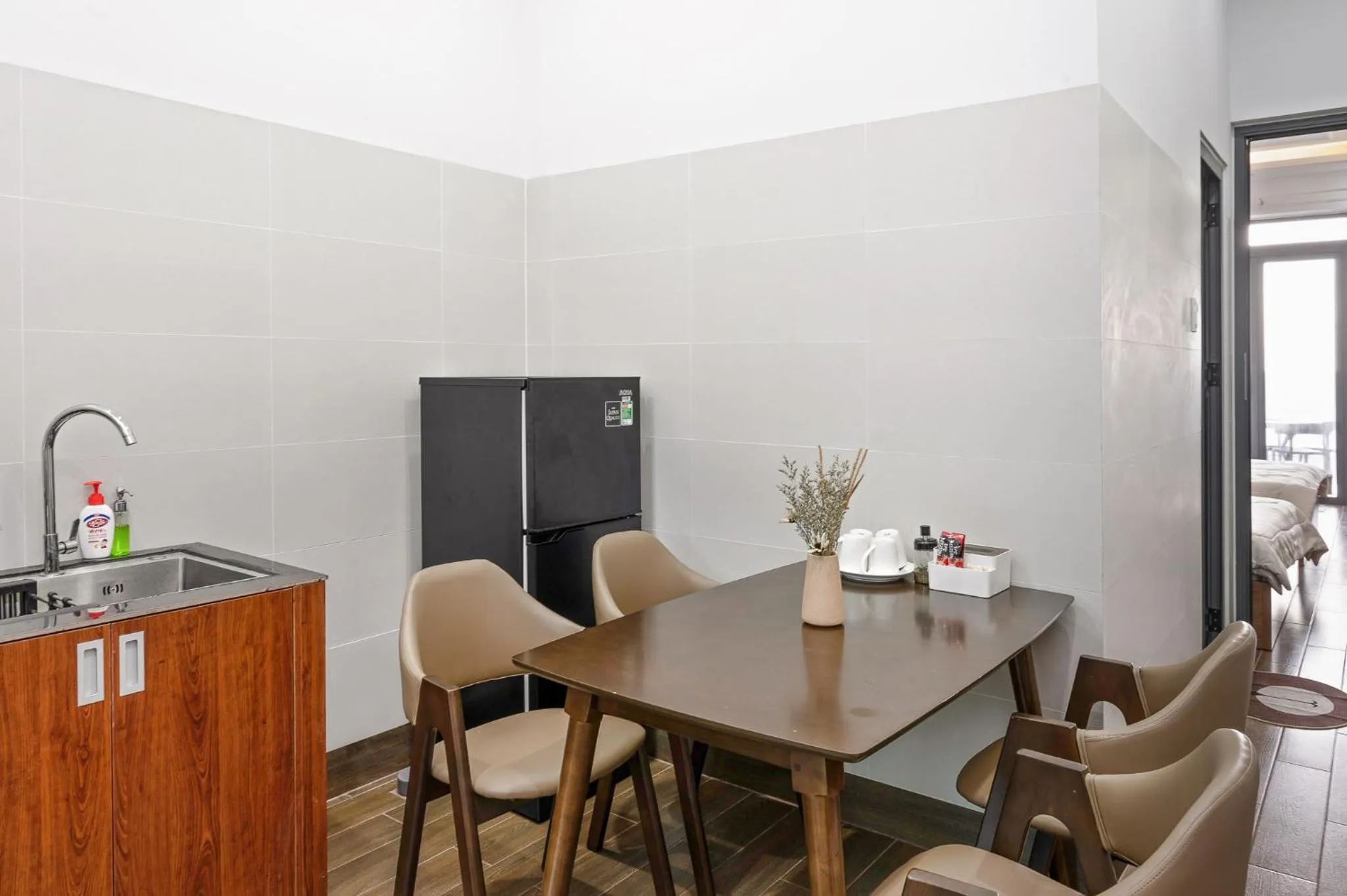 Mien Trung Beach House Phu Quoc