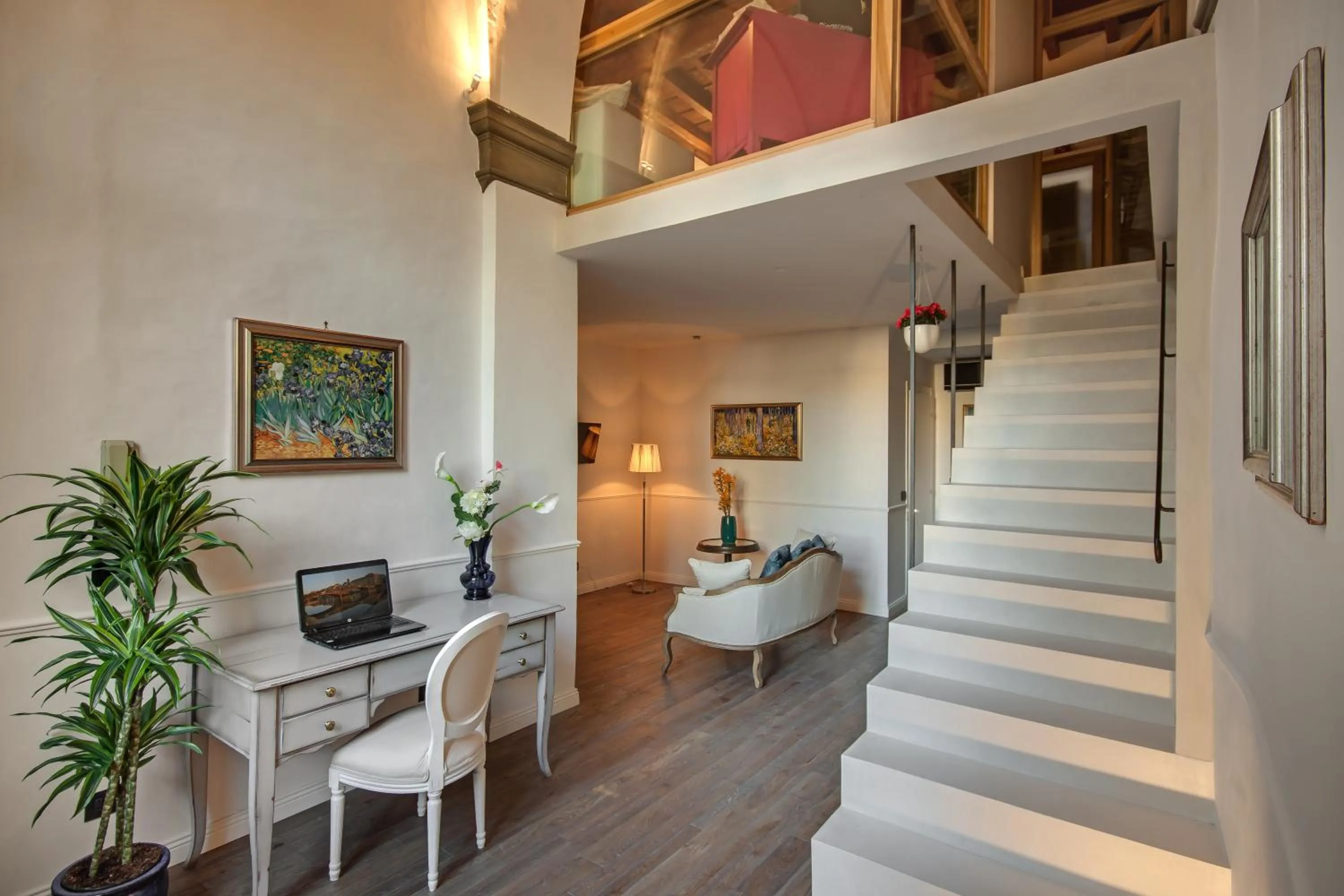 Lobby or reception in Residenza d'epoca Borgo Albizi