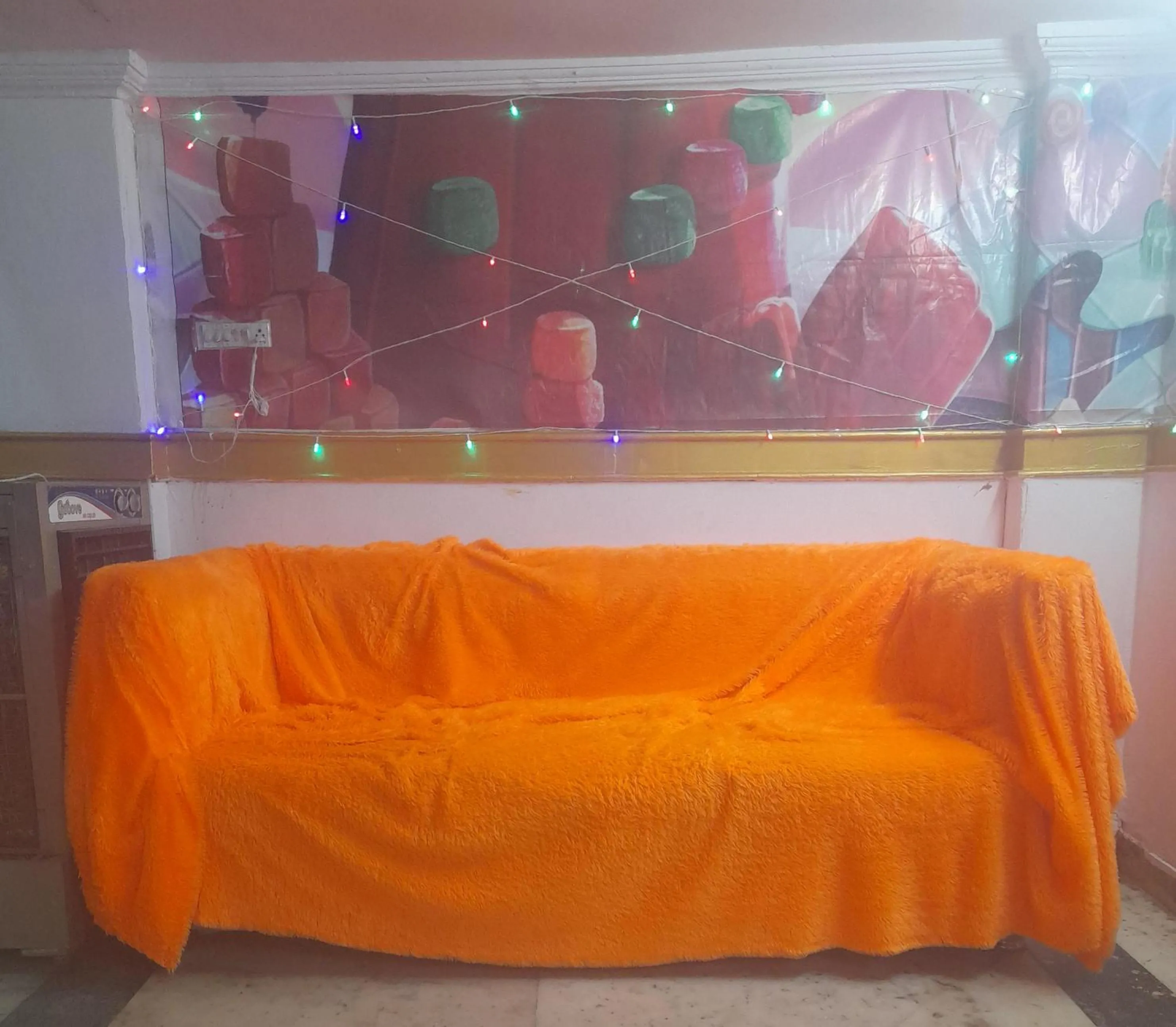 Seating area, Bed in Comfi Stay Hotel Bhopal
