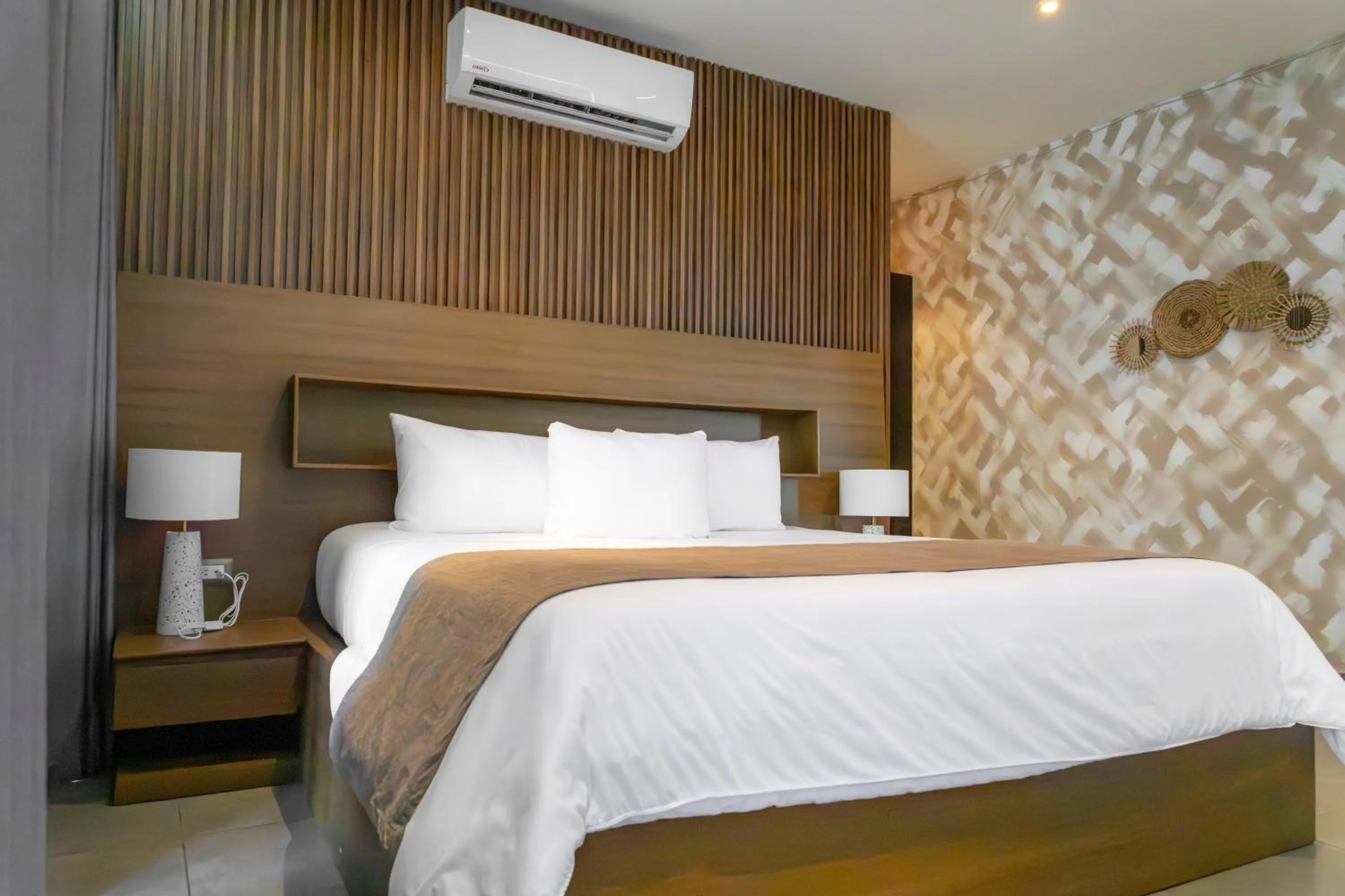 Bedroom, Bed in Cardedeu Residence Lago de Coatepeque