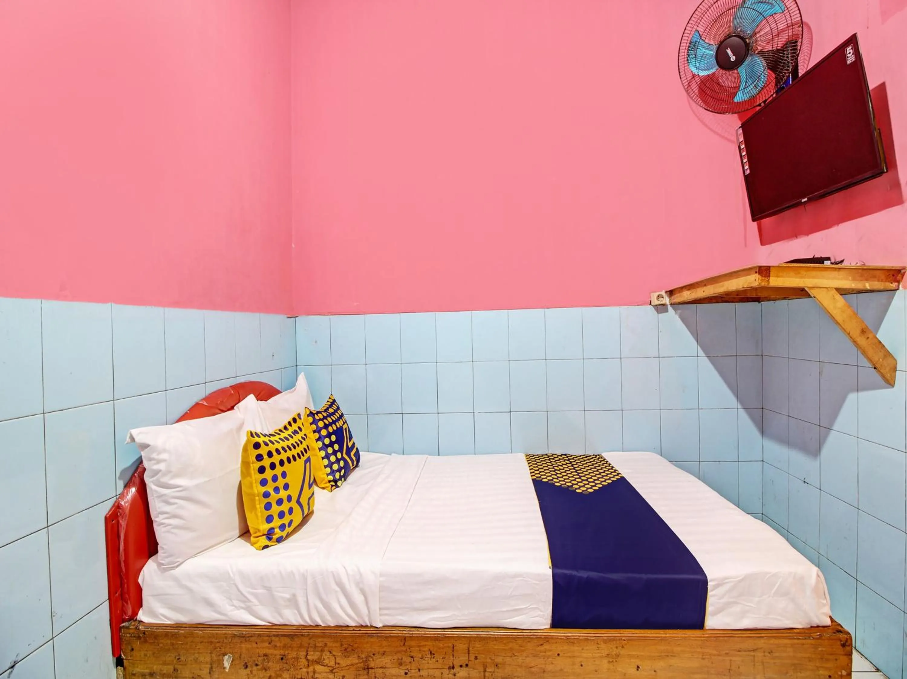 Bedroom, Bed in Hotel O 4 Saudara Hotel